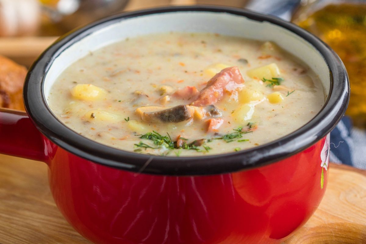 Tę zupę jadali nasi dziadkowie. Przyjemnie rozgrzewa i dba o jelita