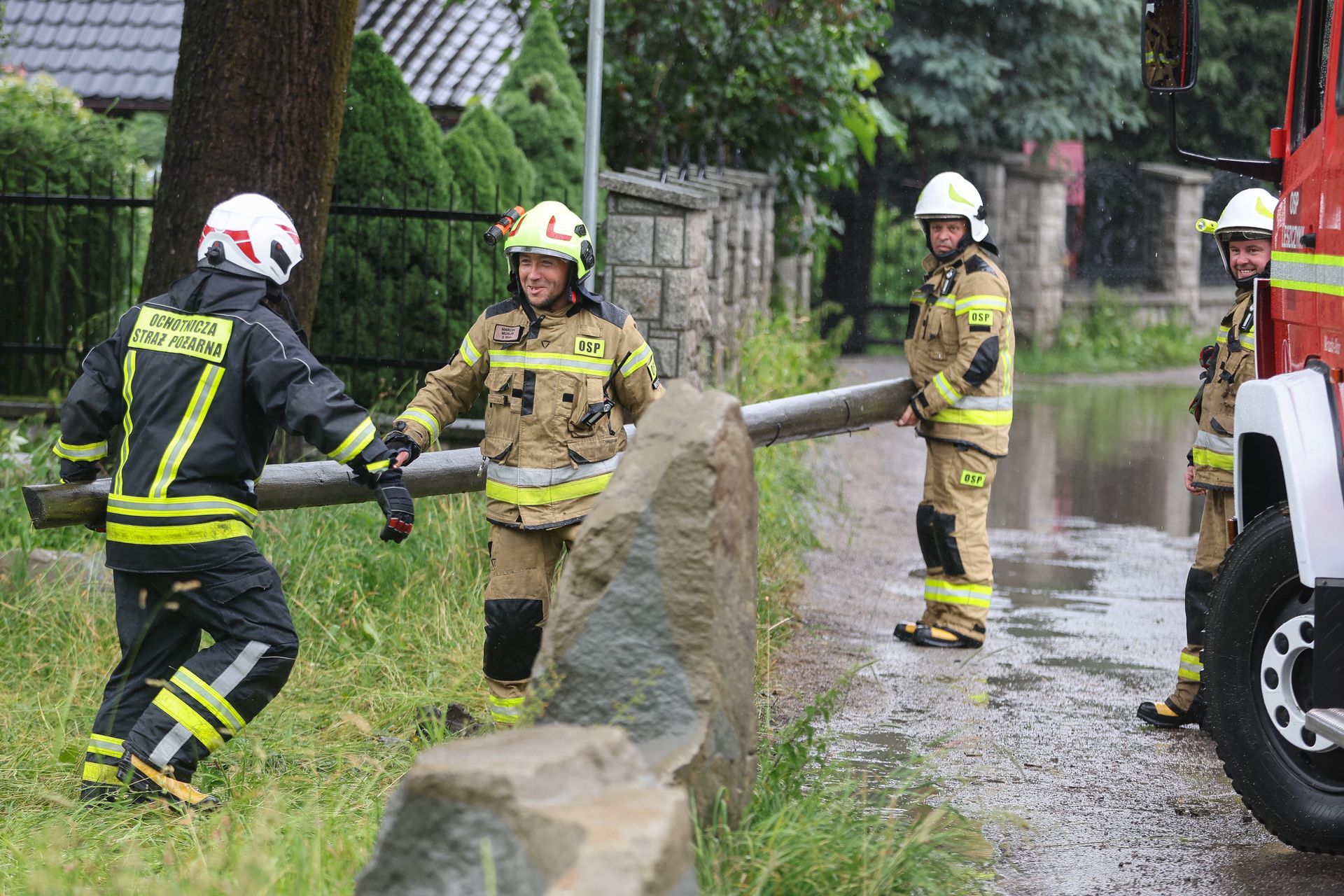 Ostrzeżenie IMGW. Burze, silny deszcz i porywisty wiatr