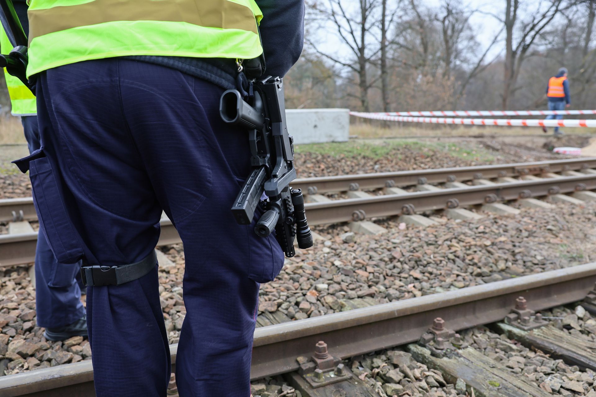 Wjechał pod pociąg. Kierowca miał zakaz prowadzenia pojazdów
