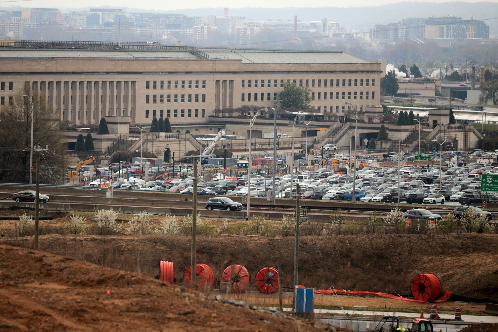 Loty śmigłowców wokół Pentagonu wstrzymane