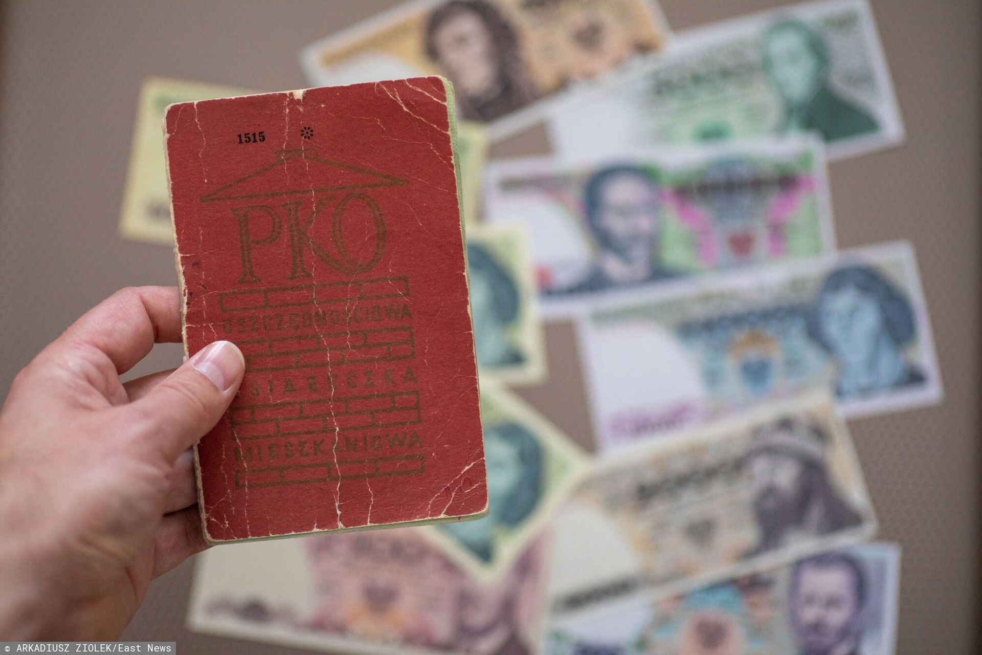 Masz stare dokumenty z czasów PRL? Mogą być warte 20 tys. zł