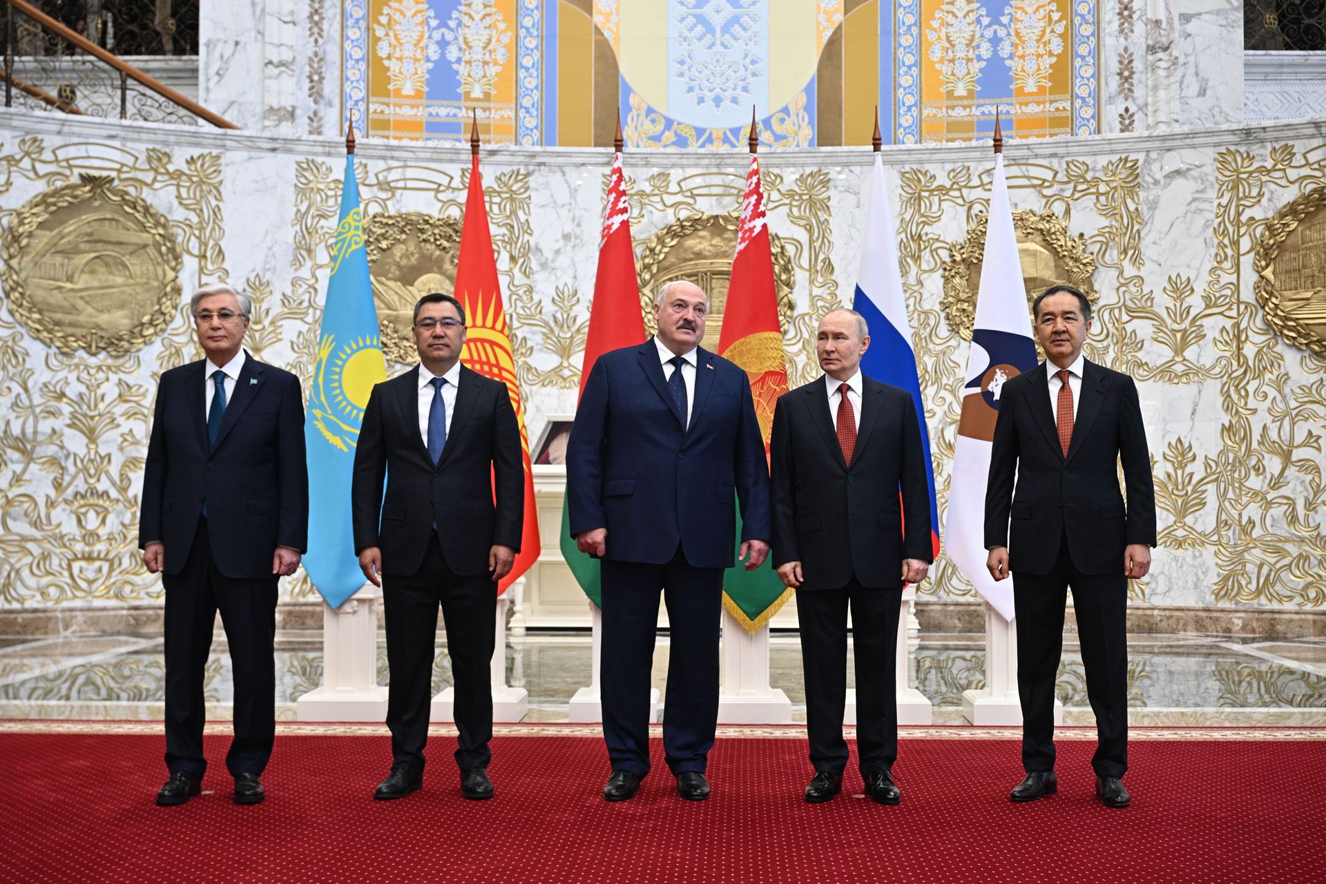 Łukaszenka chłodził polityków. Zaskakujące wyjaśnienie zimna w pałacu