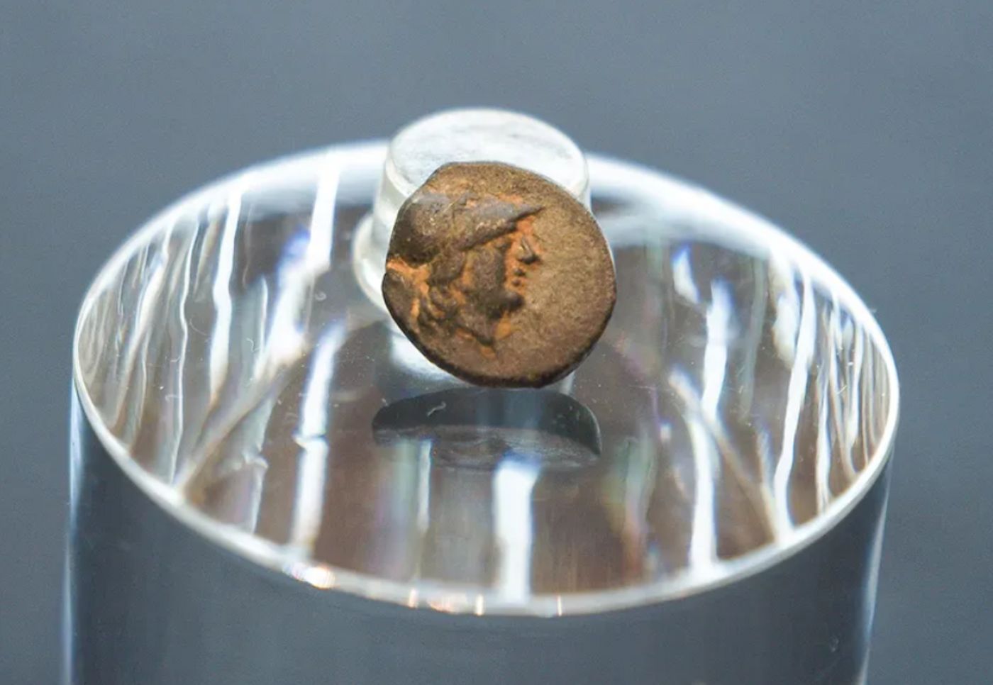 13-latek znalazł monetę. Okazała się pierwszym takim artefaktem