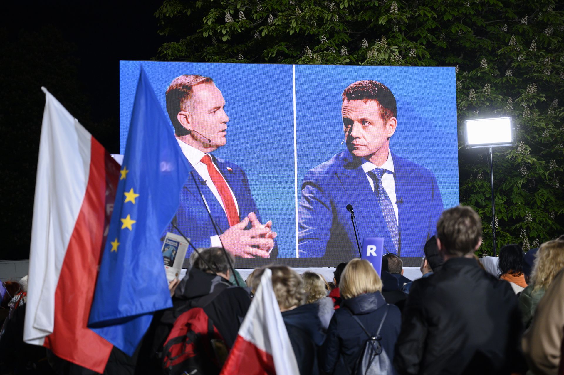 Trzaskowski traci, Nawrocki zyskuje. Jest nowy sondaż