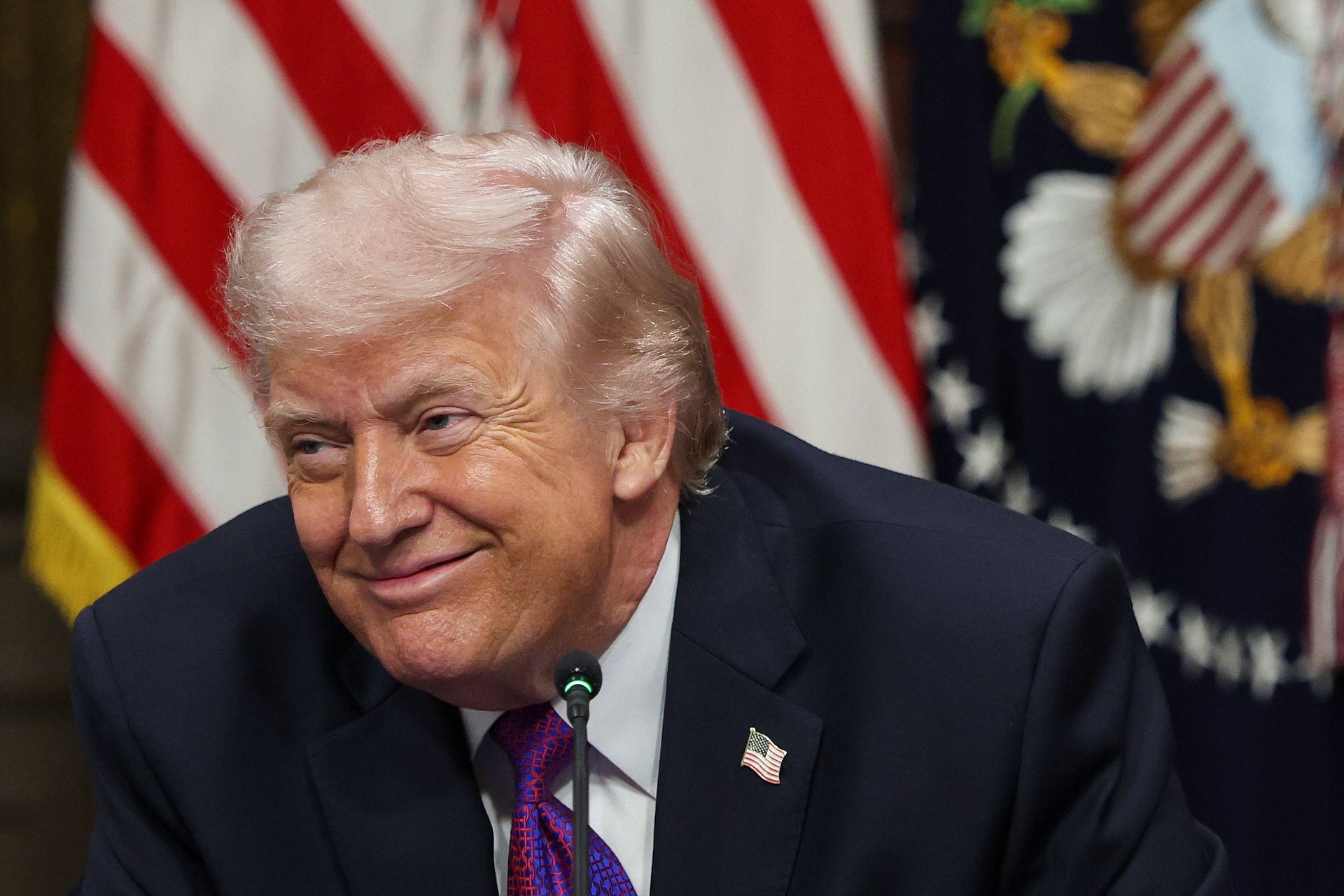 Trump ocenia powodzenie na wojnie z Iranem