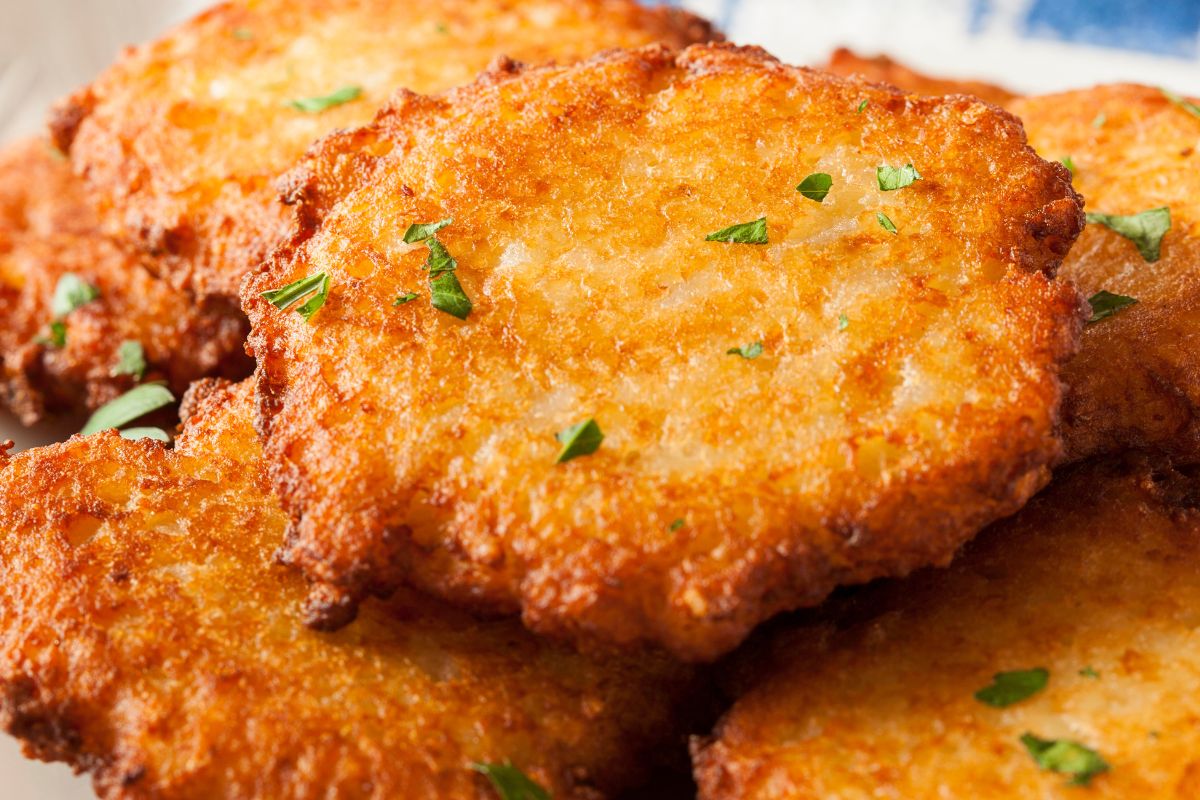 Już nie smażę zwykłych placków ziemniaczanych. Na piątkowy obiad serwuję czeskie bramboraky