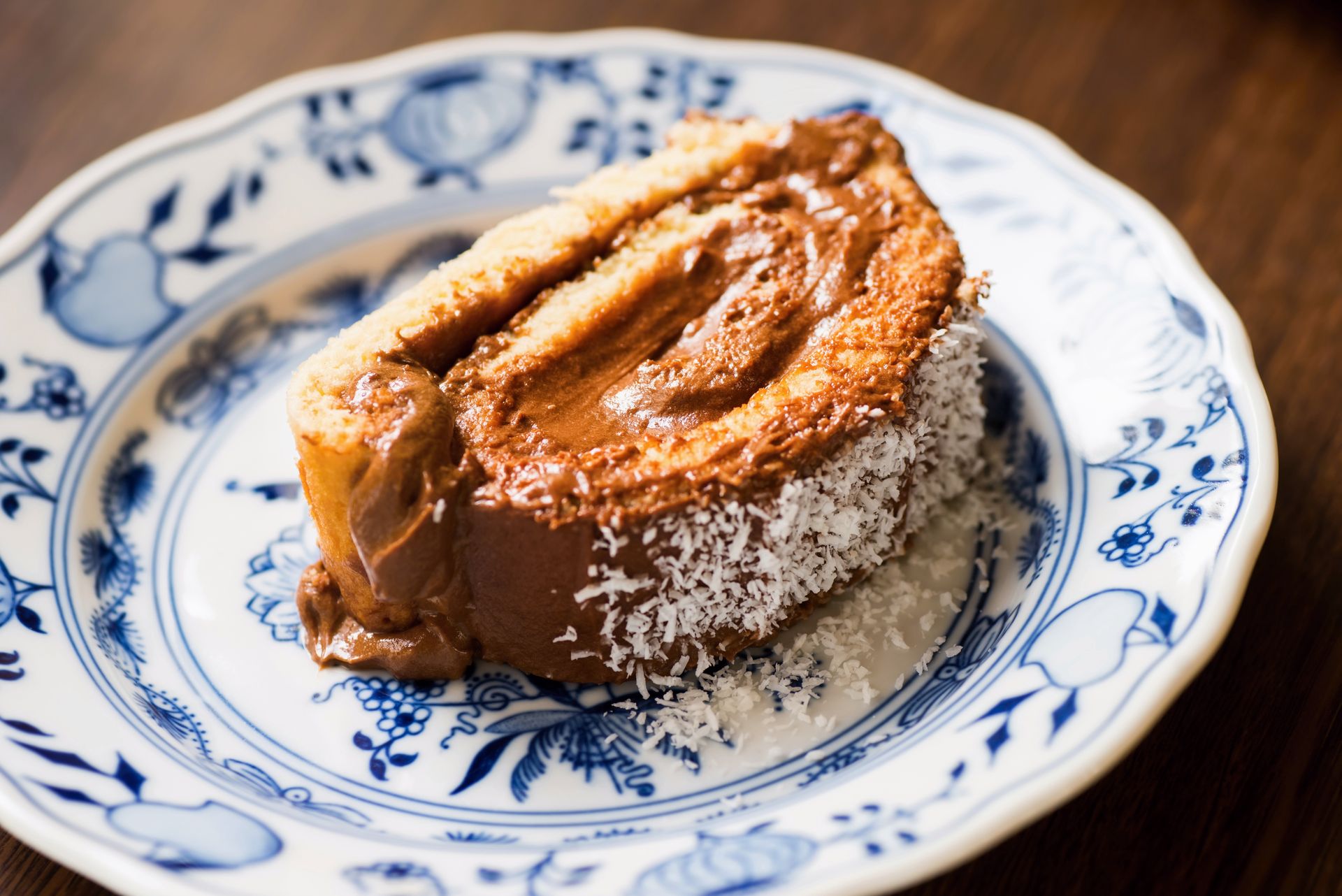 Tę słodką roladę robię w sprytny sposób. Trudno uwierzyć, iż taki deser nie wymaga pieczenia