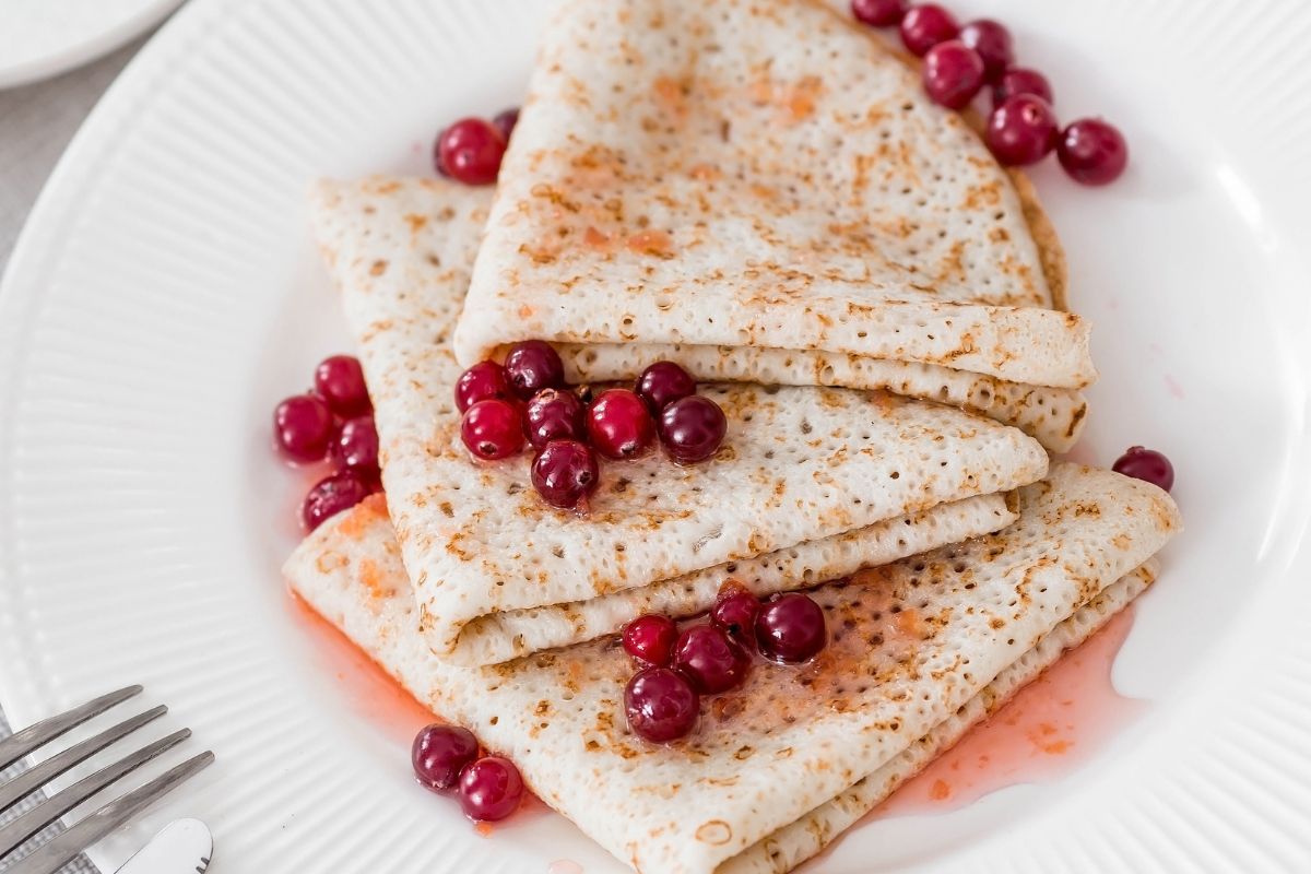 Dodaję do ciasta na naleśniki zamiast jajka. Czuję się lekko i nie podjadam nic do obiadu