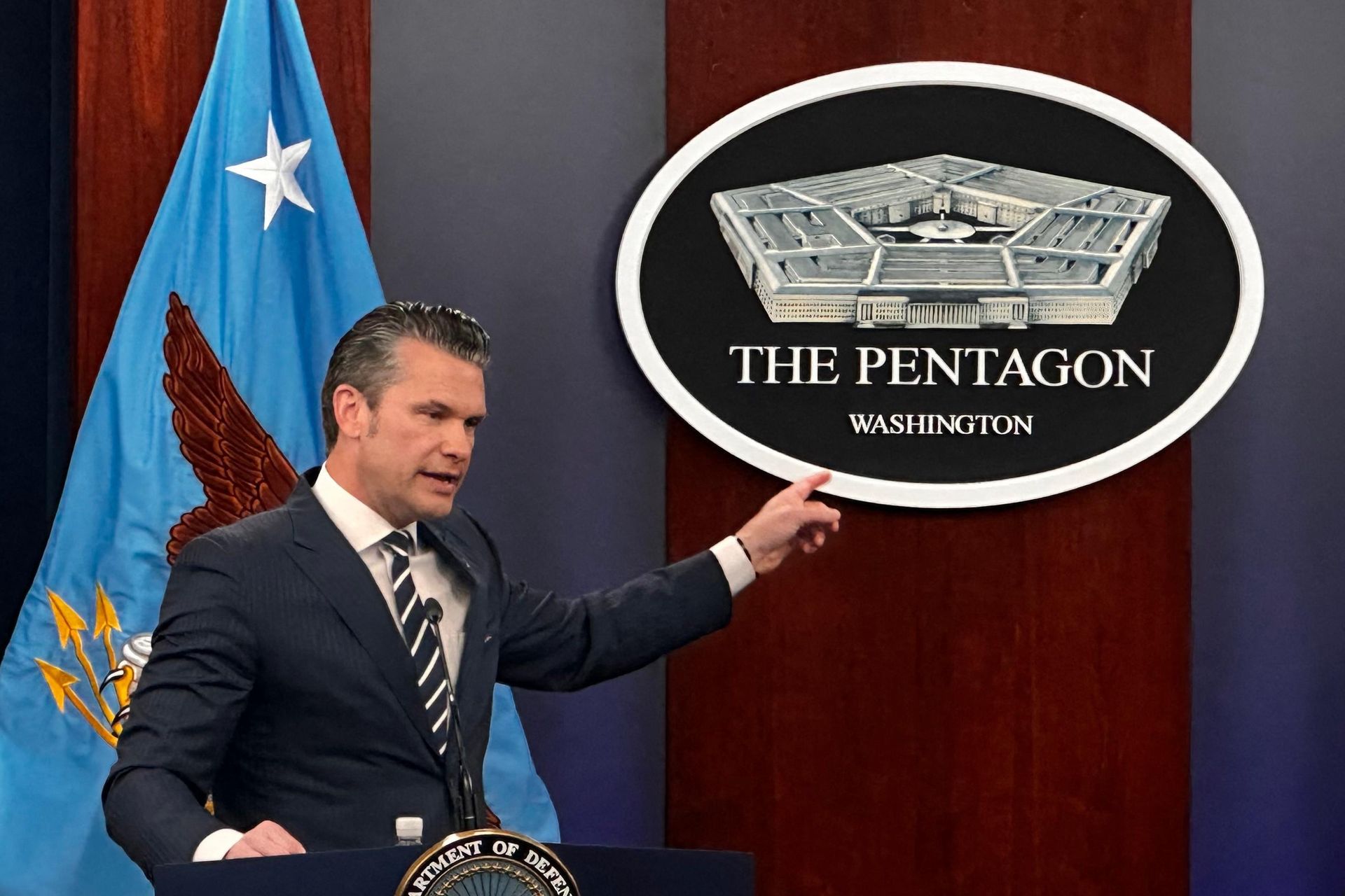 Prawie wszystkie media odrzuciły restrykcje dot. pracy dziennikarzy w Pentagonie