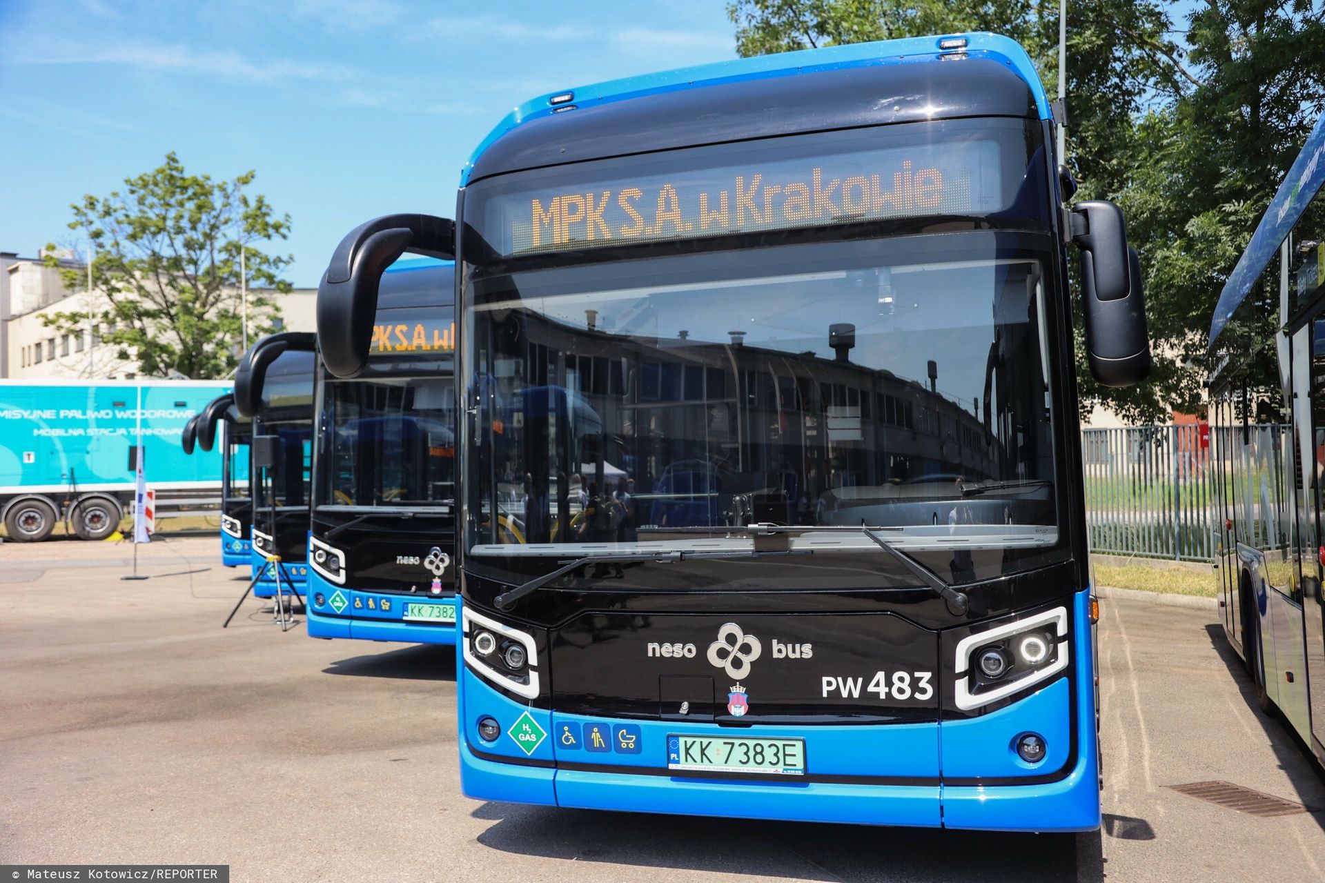Zderzenie auta z autobusem MPK. Kierowca był pijany