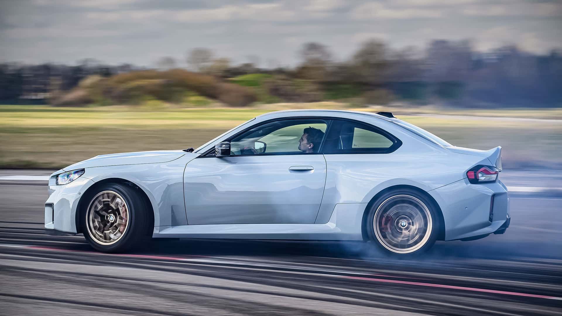 BMW M2 CS już bez tajemnic. Fani marki będą zachwyceni