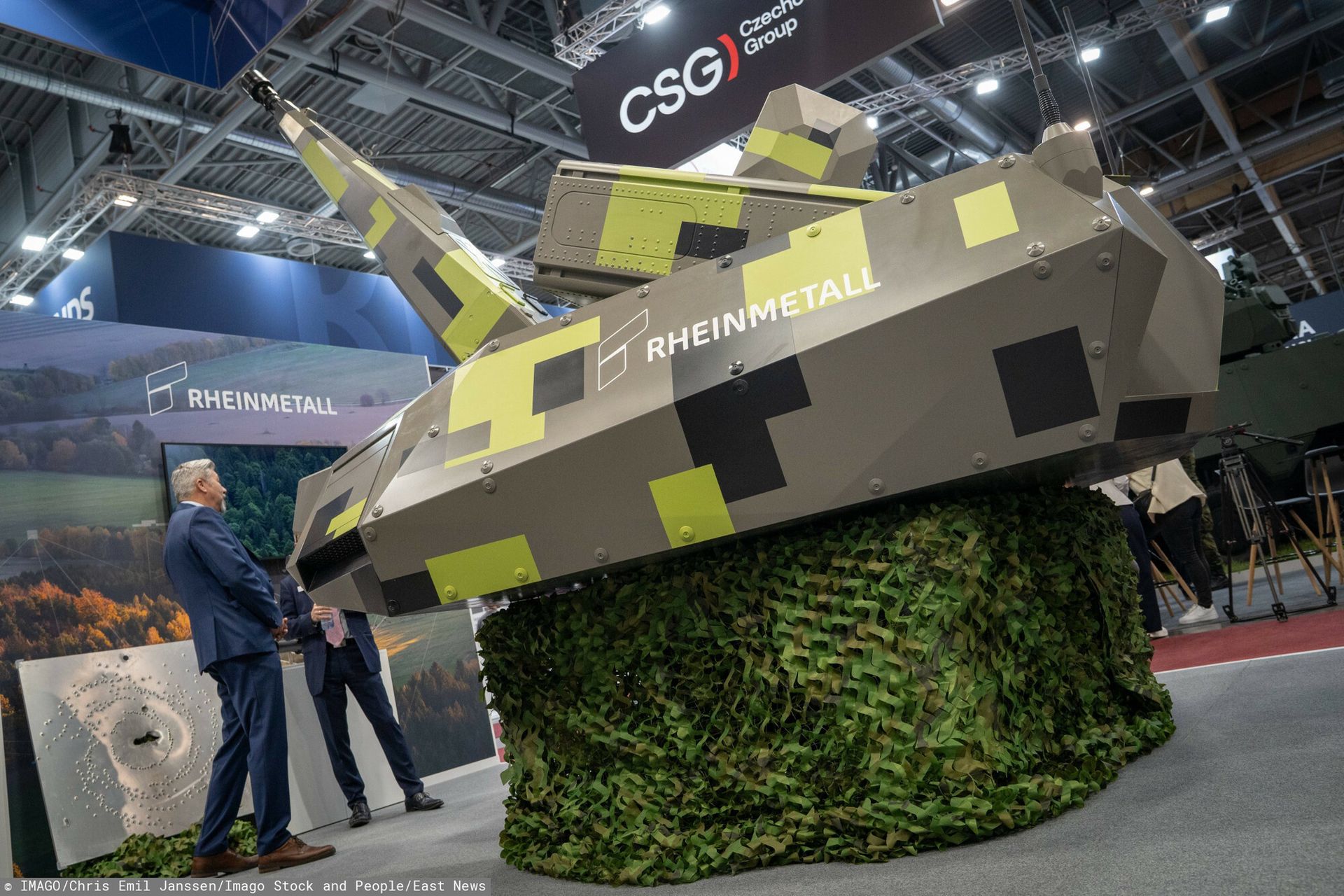 Broń przeciw rojom dronów. Niemcy chcą kupić 600 systemów