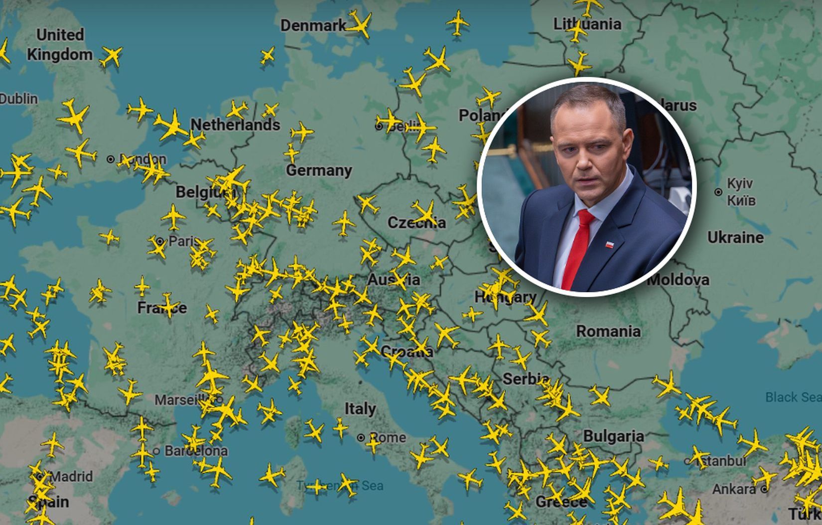 Podali konkretną liczbę. Tyle osób śledziło lot Karola Nawrockiego