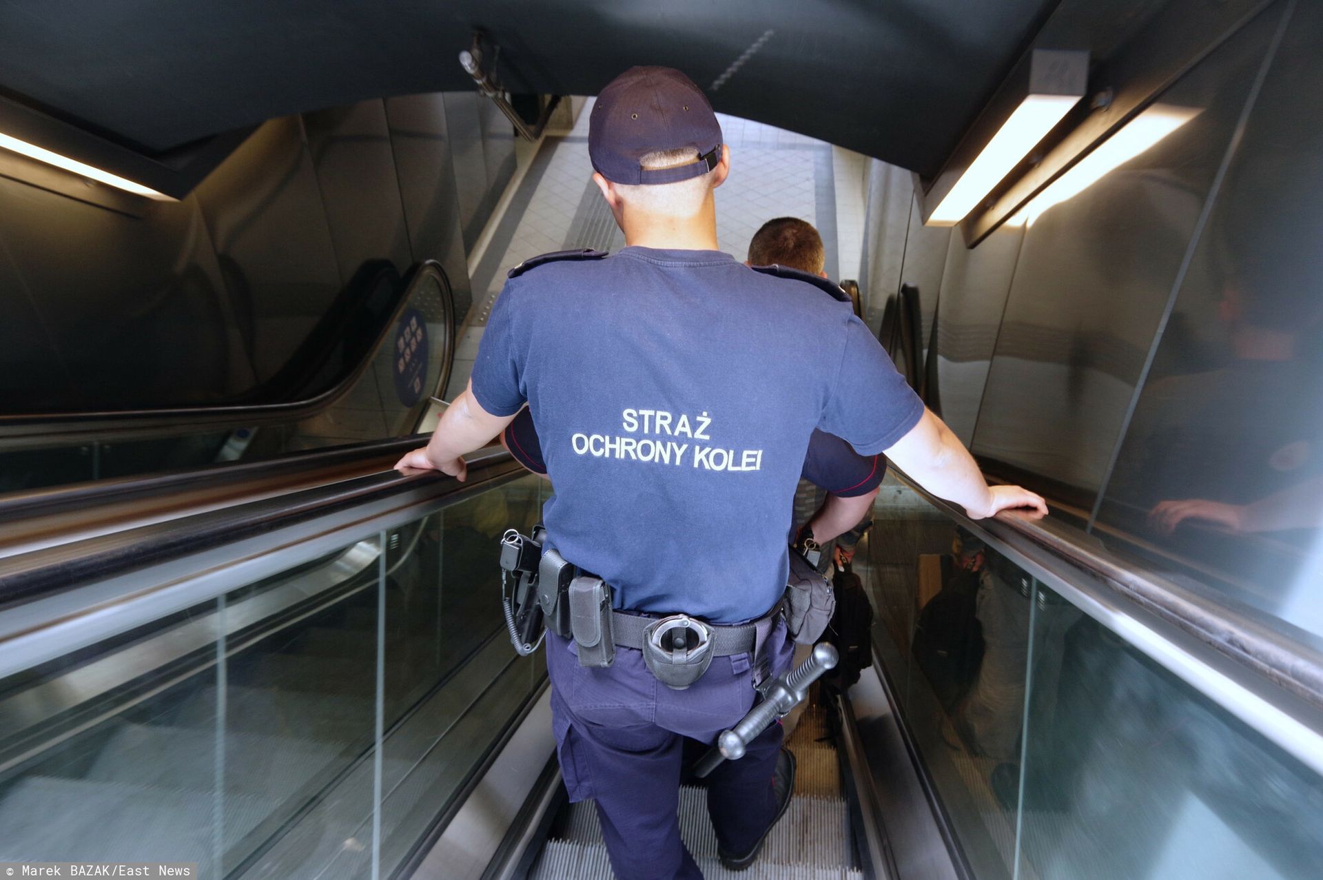 Mają uprawnienia jak służby mundurowe. Szukają do SOK. Oto zarobki