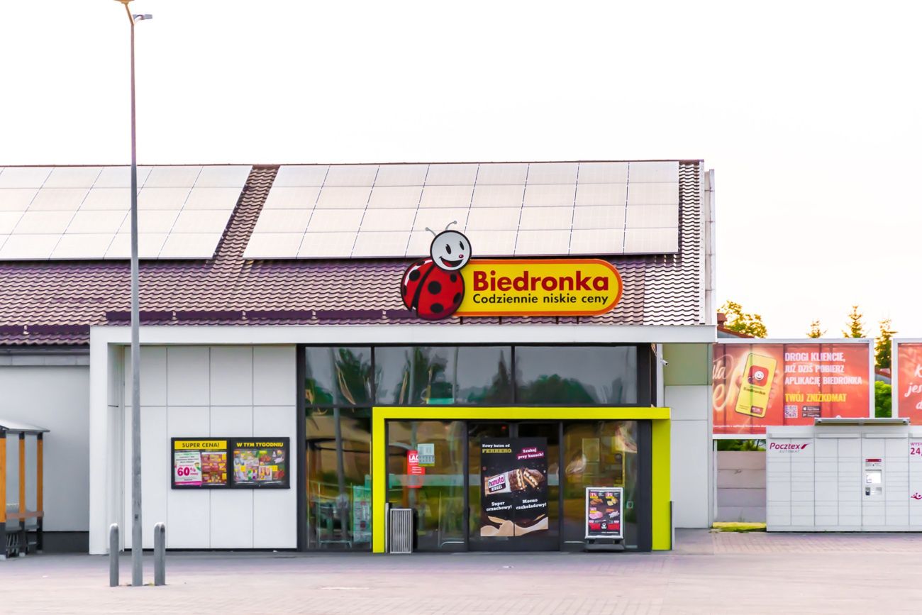 Szef Biedronki o niehandlowej Wigilii. Pracownicy: "niech stanie za kasą"