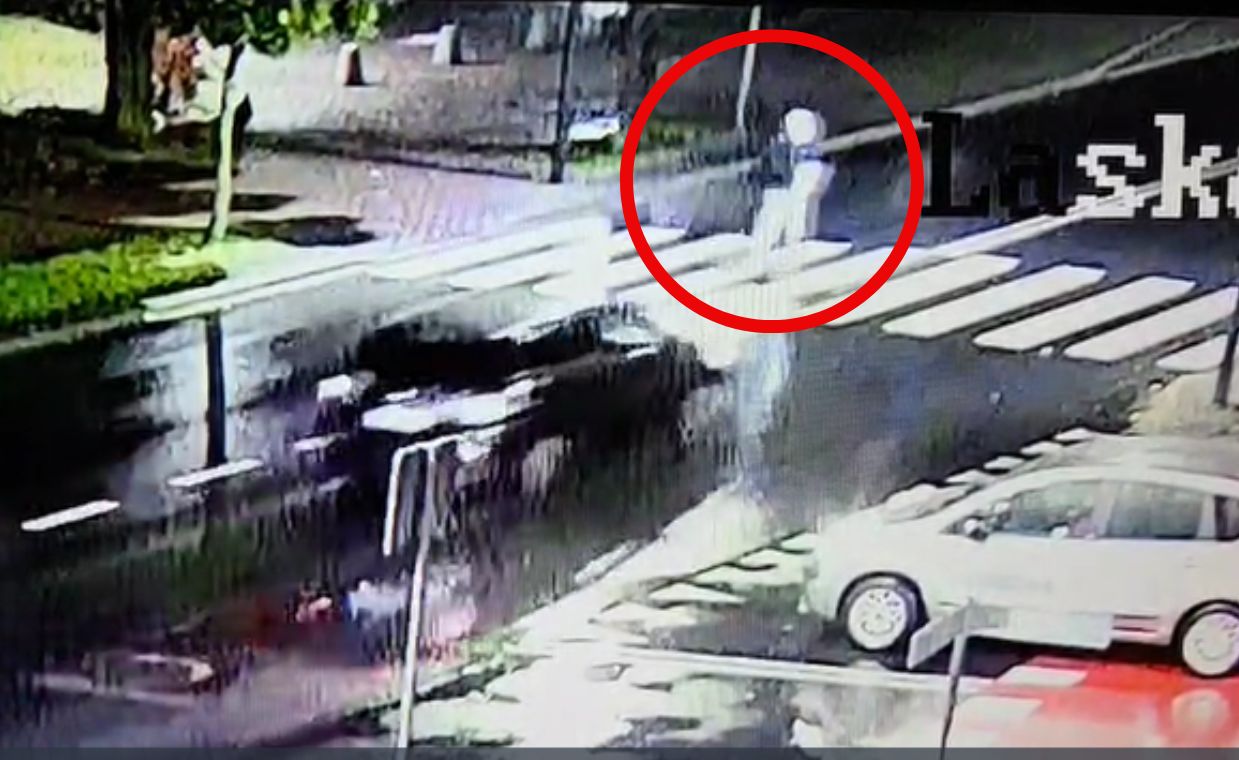 12-latka na hulajnodze potrącona na pasach. Jest nagranie