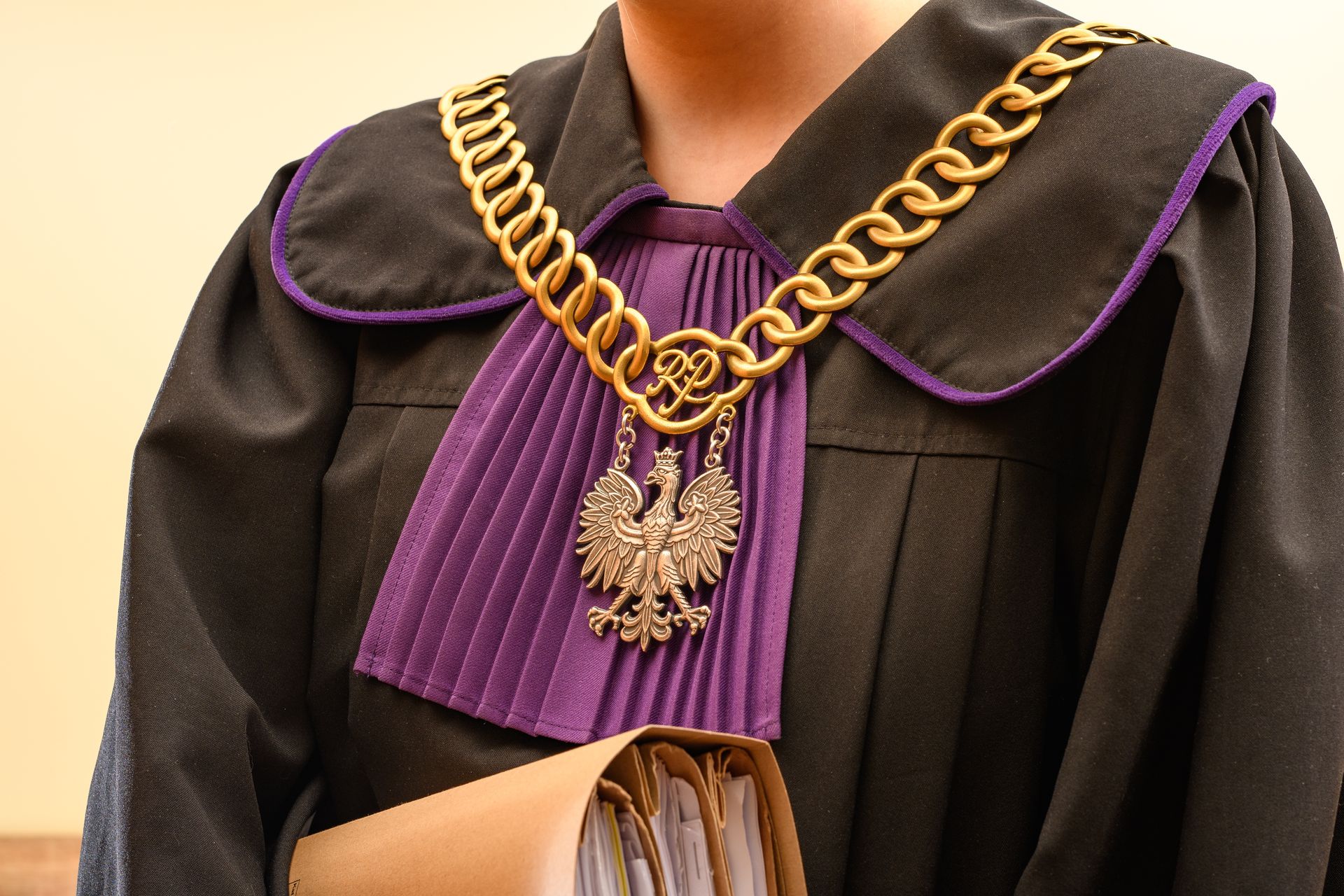 Tajemnicza śmierć rolnika z Kosakowa. Sąd decyduje ws. śledztwa