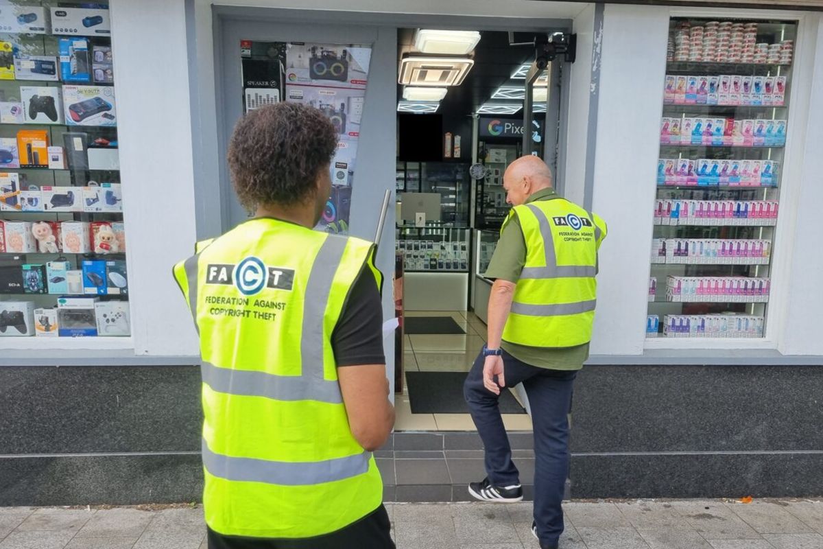 Pirackie usługi IPTV sprzedawano w sklepach stacjonarnych