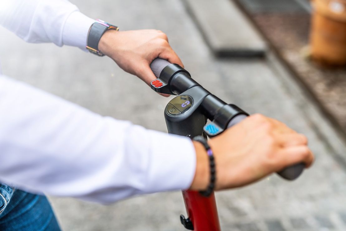 Kurort tworzy strefę bez hulajnóg. Wjedziesz? Od razu się wyłączy