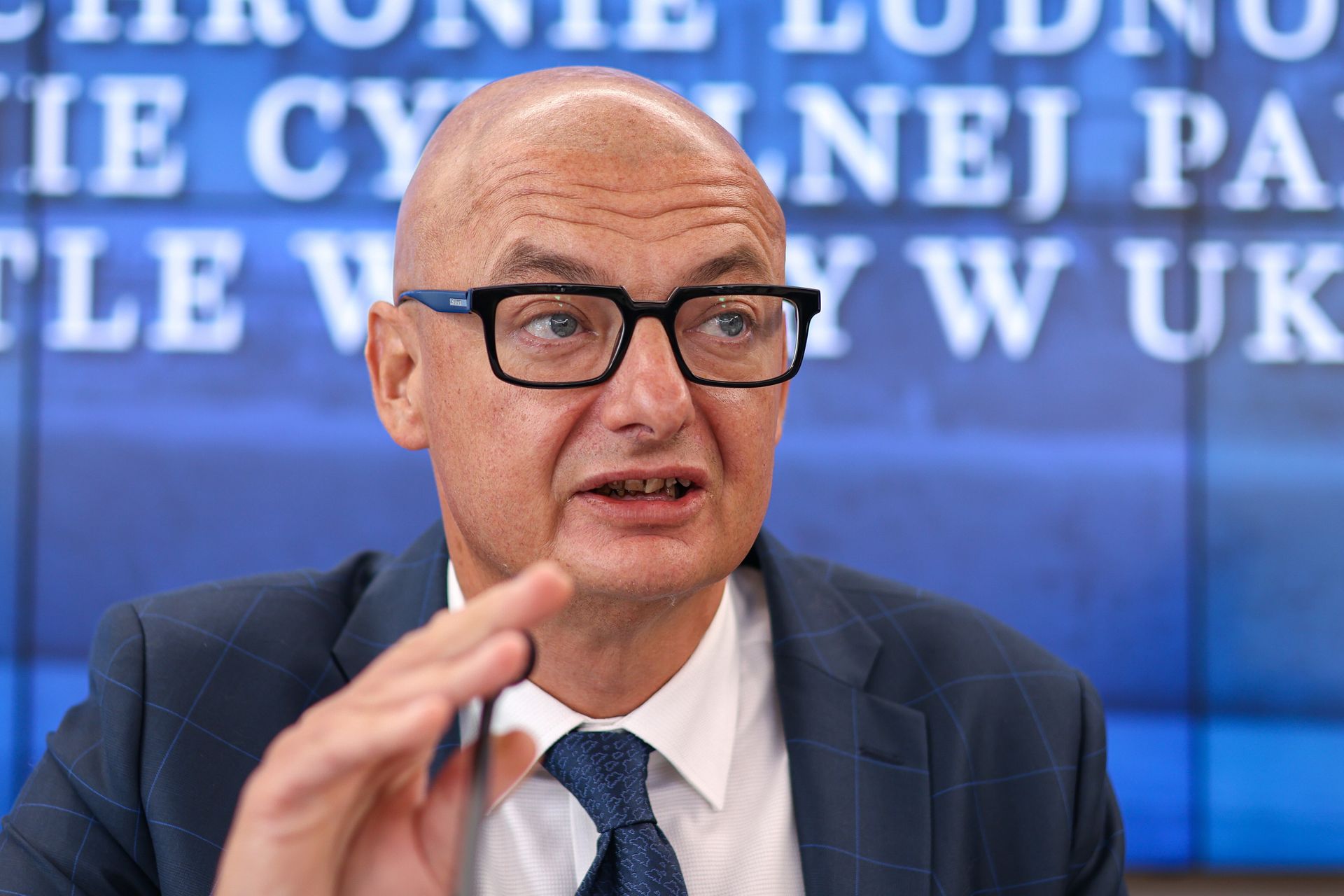 Bezpardonowo uderzył w Papę. Może stracić fotel wicemarszałka