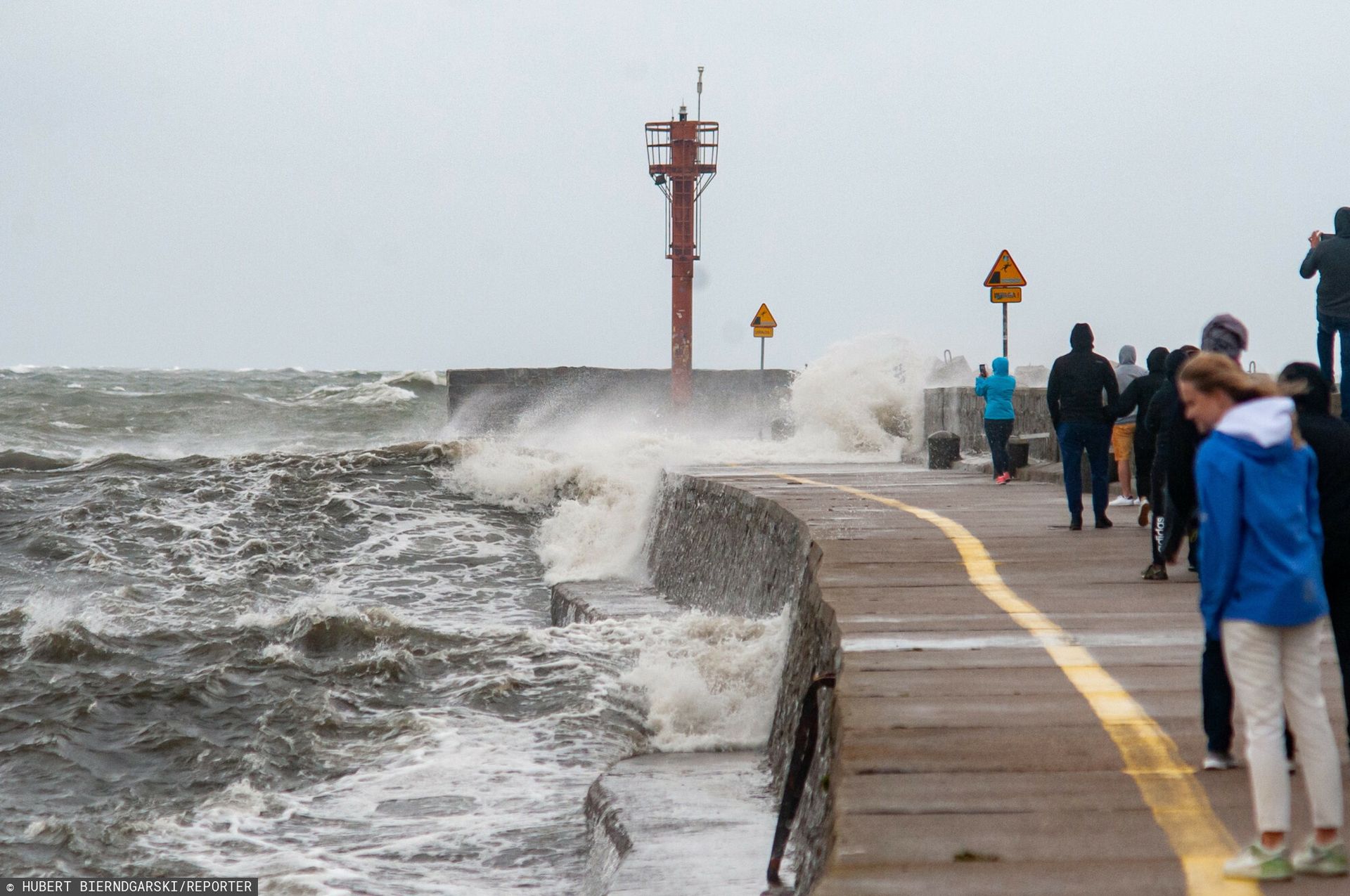 Burze i silny wiatr w Polsce. Wiadomo, gdzie będzie najgorzej