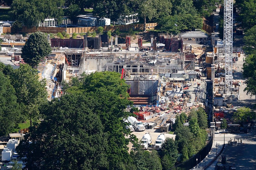 Miliony na demolkę Białego Domu. Media ujawniają skandaliczne fakty