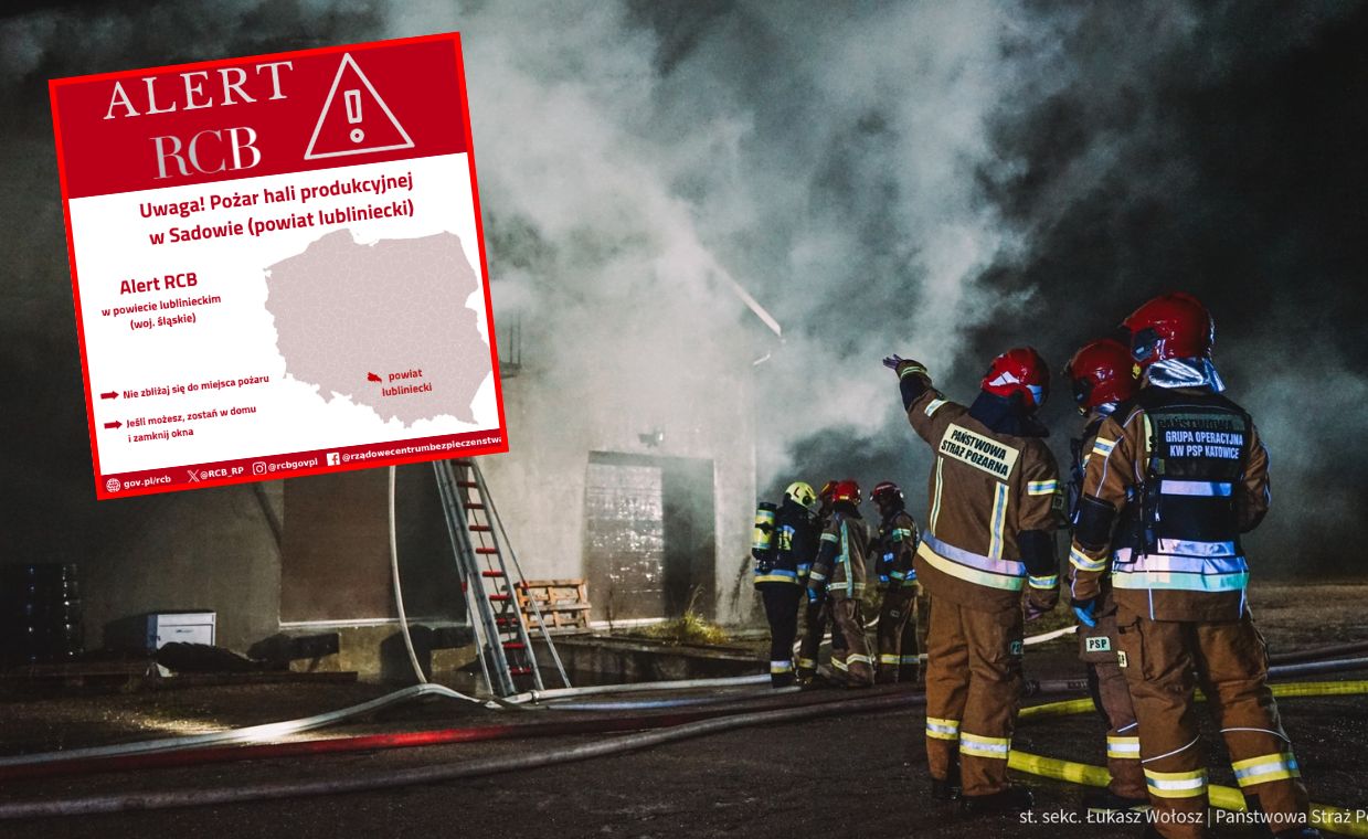 "Zostań w domu i zamknij okna". Alert RCB po pożarze hali na Śląsku