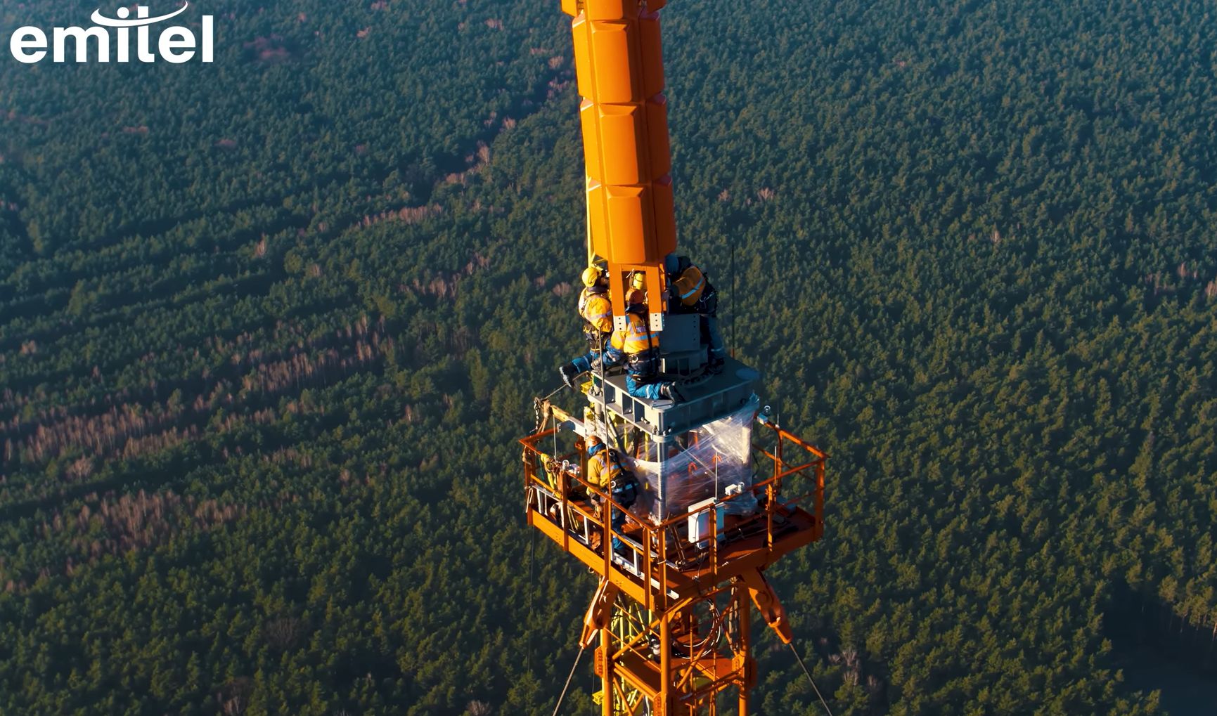 Emitel przeprowadzi "nocną zmianę" w naziemnej telewizji cyfrowej