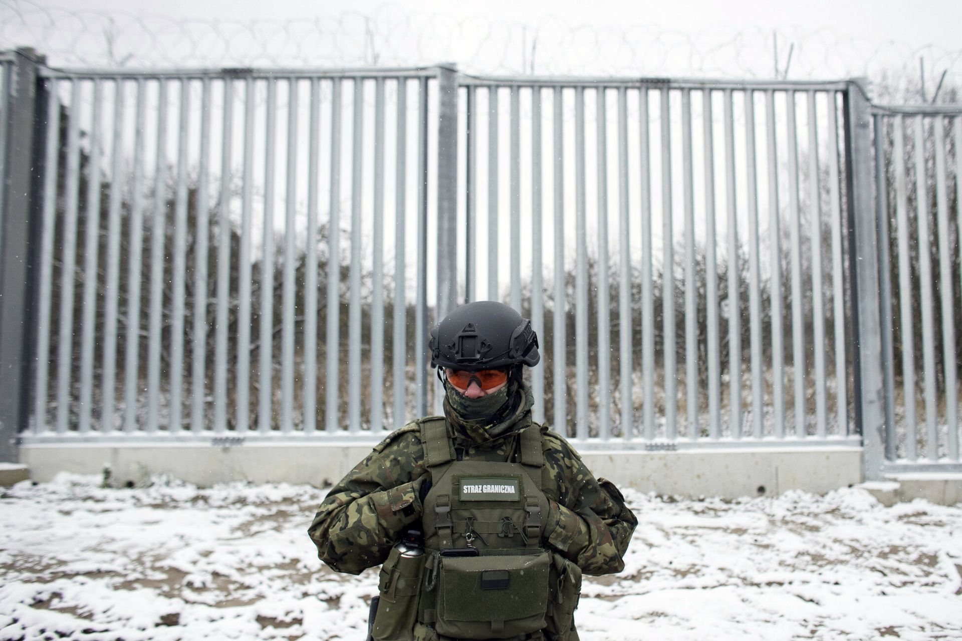 Rok na granicy. Rząd kontynuuje politykę poprzedników