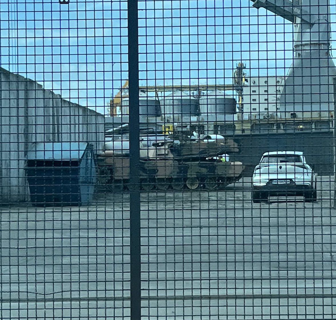 Czołg dostrzeżony w Polsce. Może trafić do Ukrainy