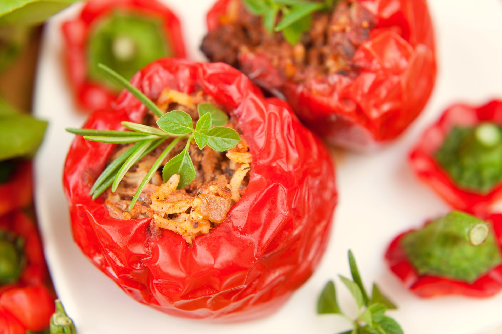 Nadziewana papryka była obiadowym hitem w ubiegły weekend. Teściowa błagała mnie o przepis