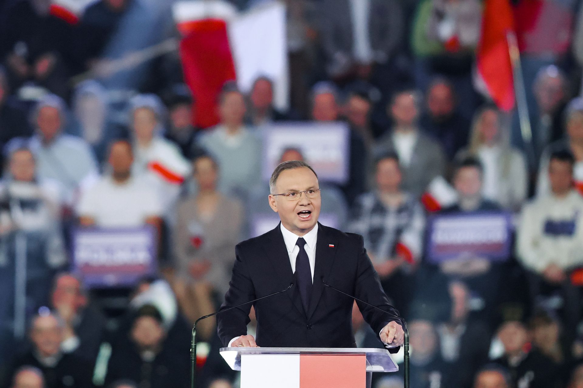 Duda na konwencji Nawrockiego. Krzyki na sali