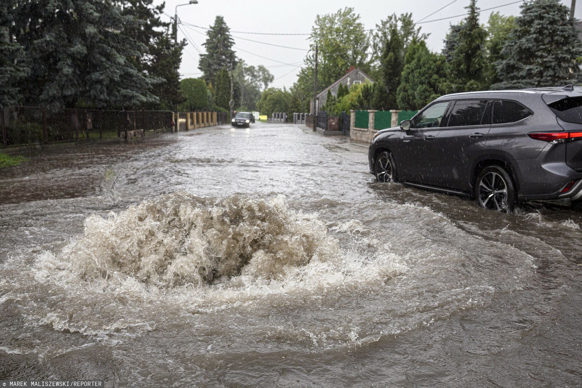 Pogodowy sztab kryzysowy. "Sytuacja jest naprawdę trudna"