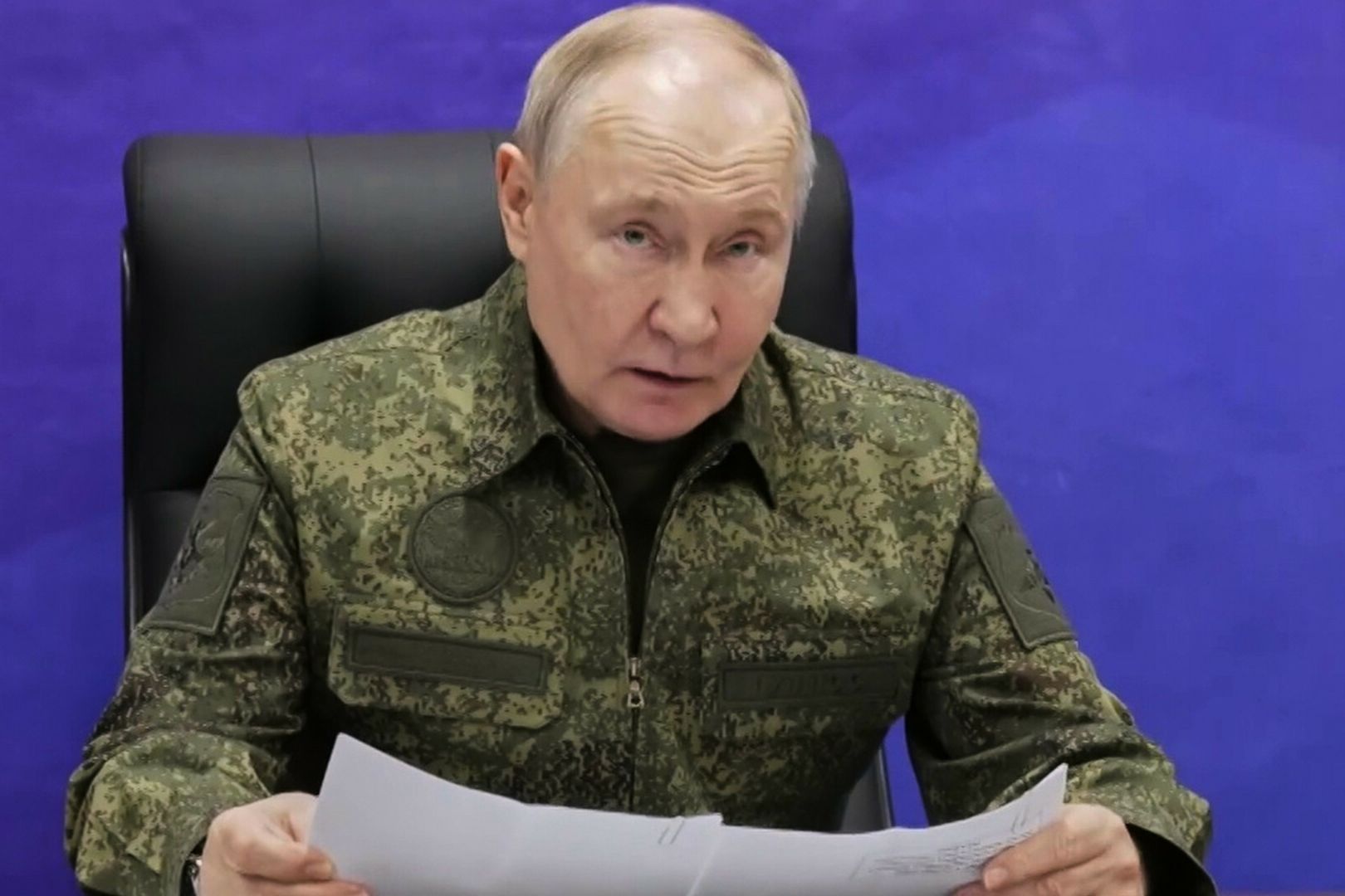 W kasie Putina robi się pusto. Prowadzić wojnę jest mu coraz trudniej