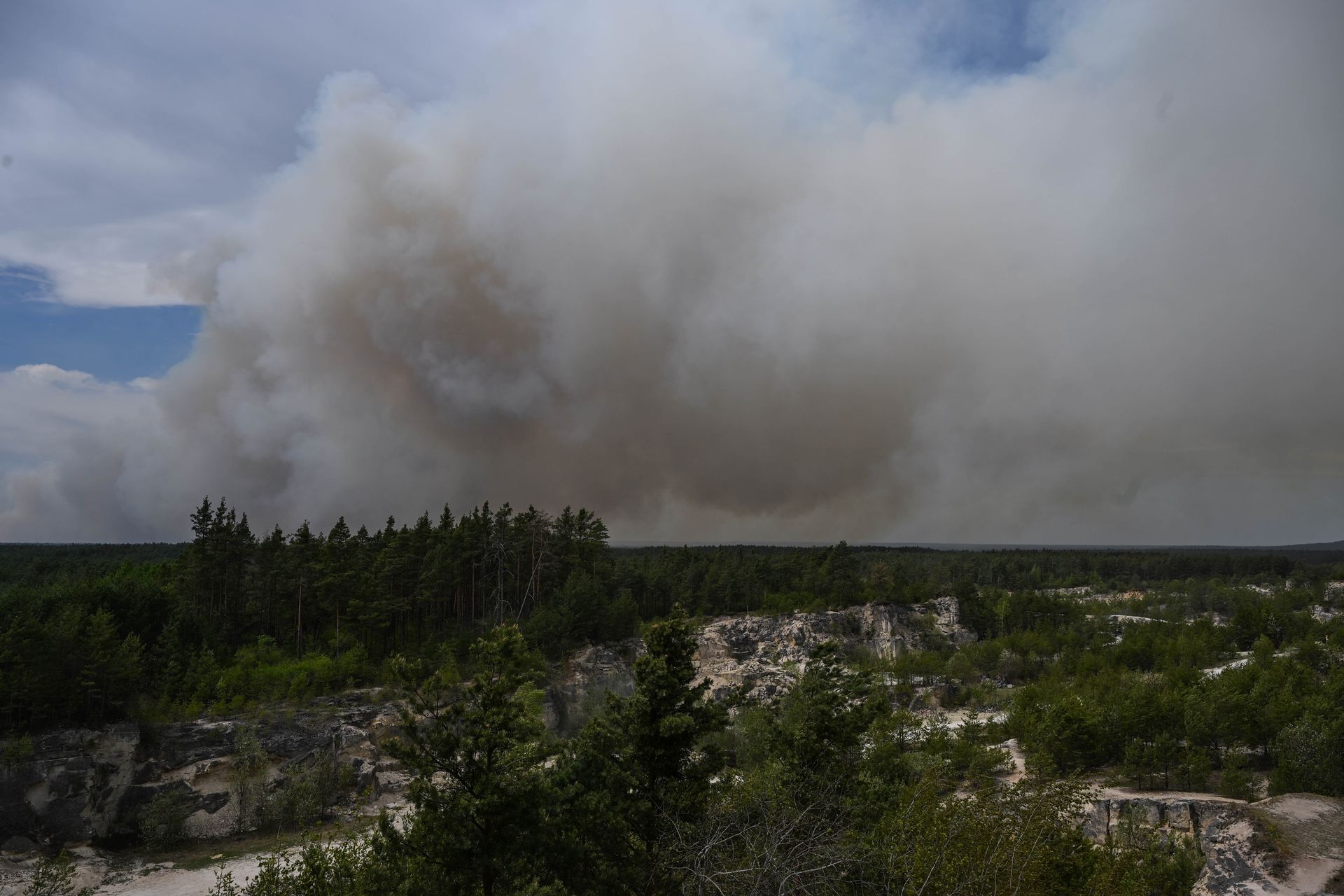 Pożar na Lubelszczyźnie trawił Puszczę Solską. "Wizytówka zmiany klimatu i naszych polskich zaniedbań"