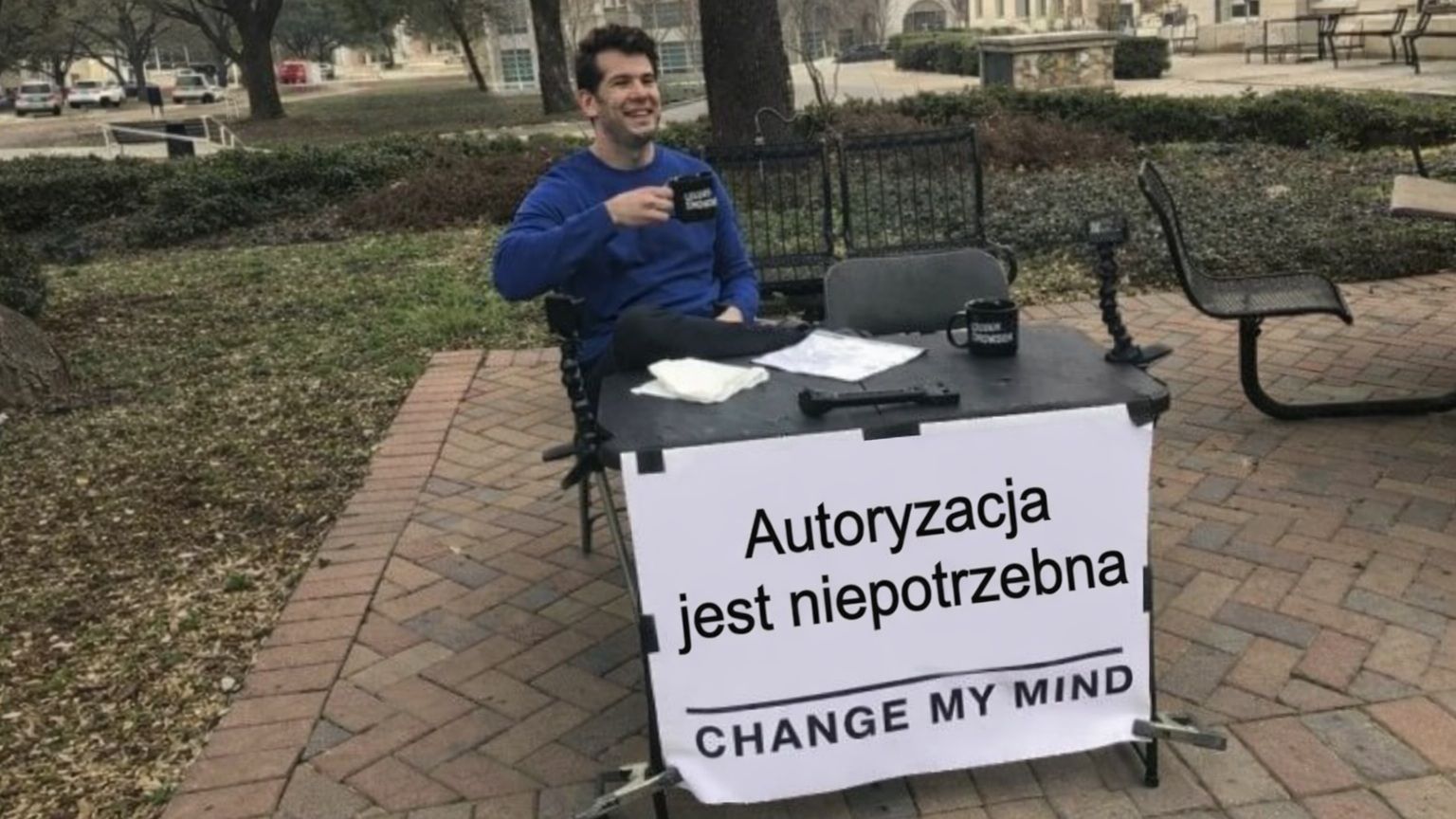 "Do dziś mam pokusę, żeby to opublikować". Polskie przepisy o autoryzacji to wyjątek w Europie