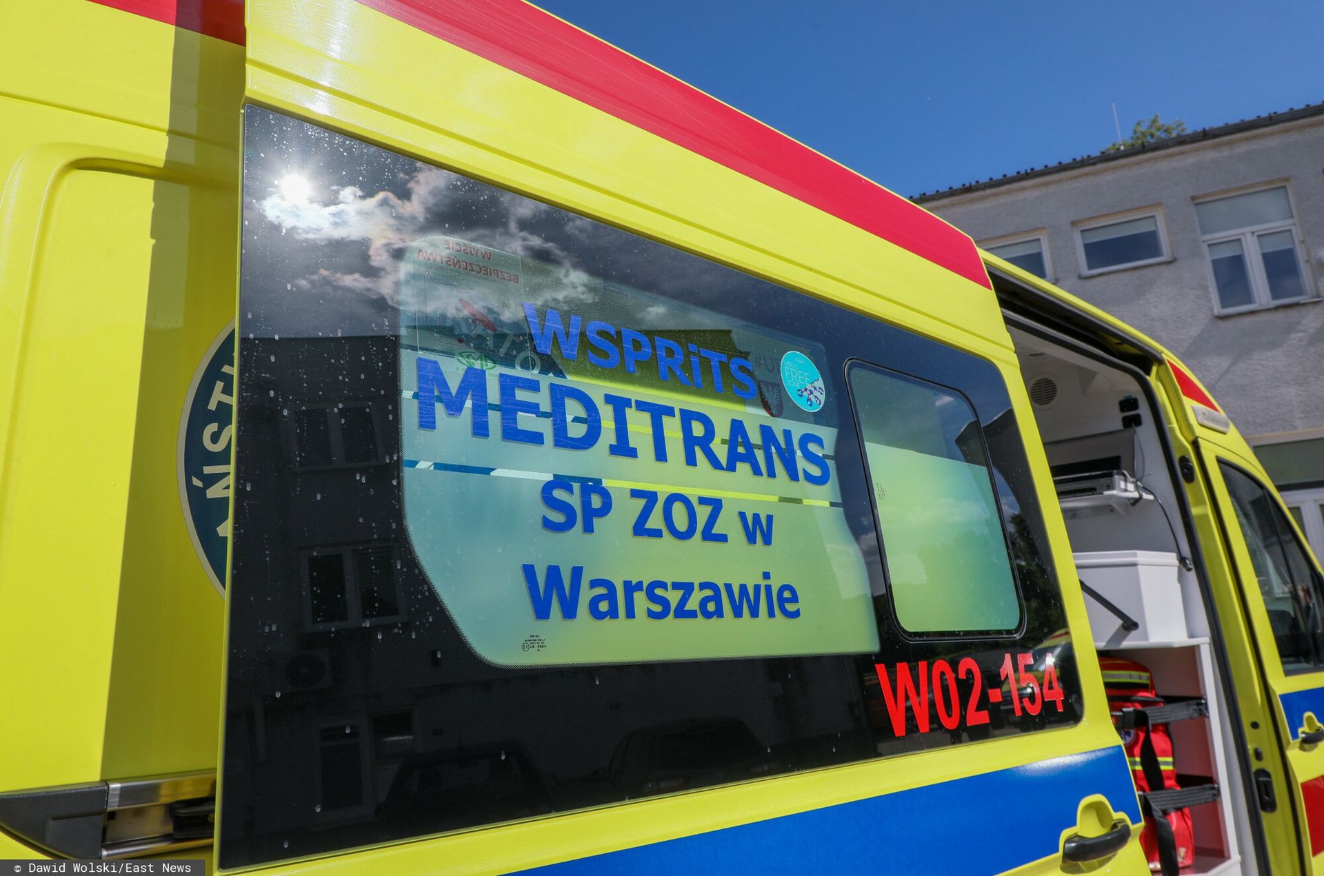 Atak nożem w Warszawie. Mężczyzna w szpitalu