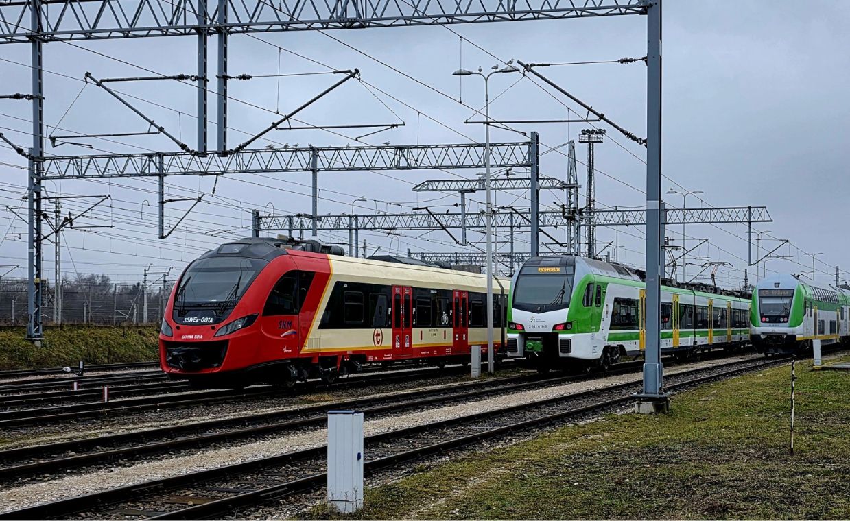 Awaria na kolei. Burza wstrzymała ruch pociągów