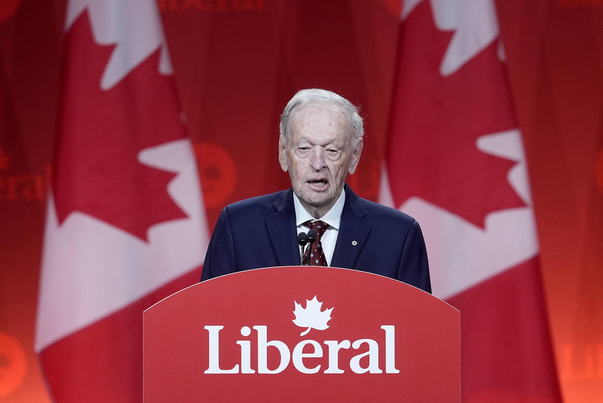 Były premier Kanady wskazuje zagrożenie dla demokracji