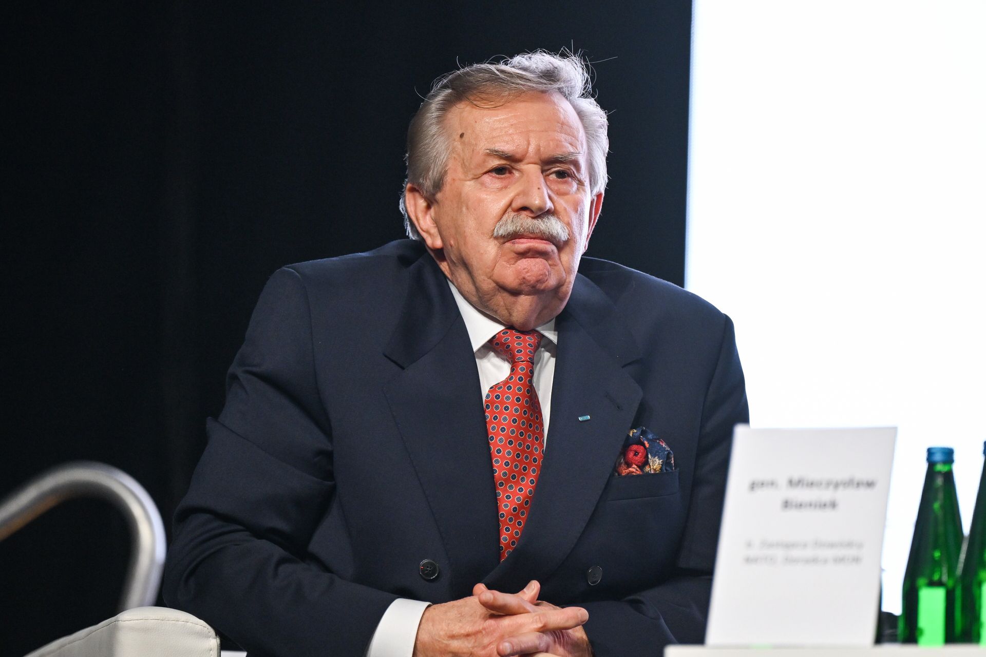 "Jest bardzo źle". Generał alarmuje ws. obrony Polski