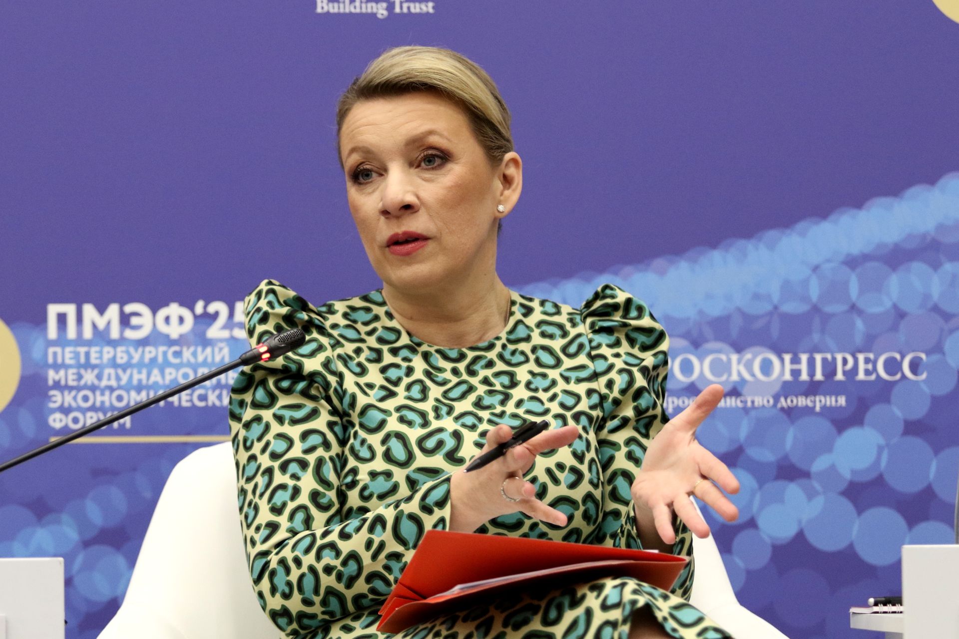 "Zaczyna żałować". Zacharowa nagle zaczęła mówić o Polsce