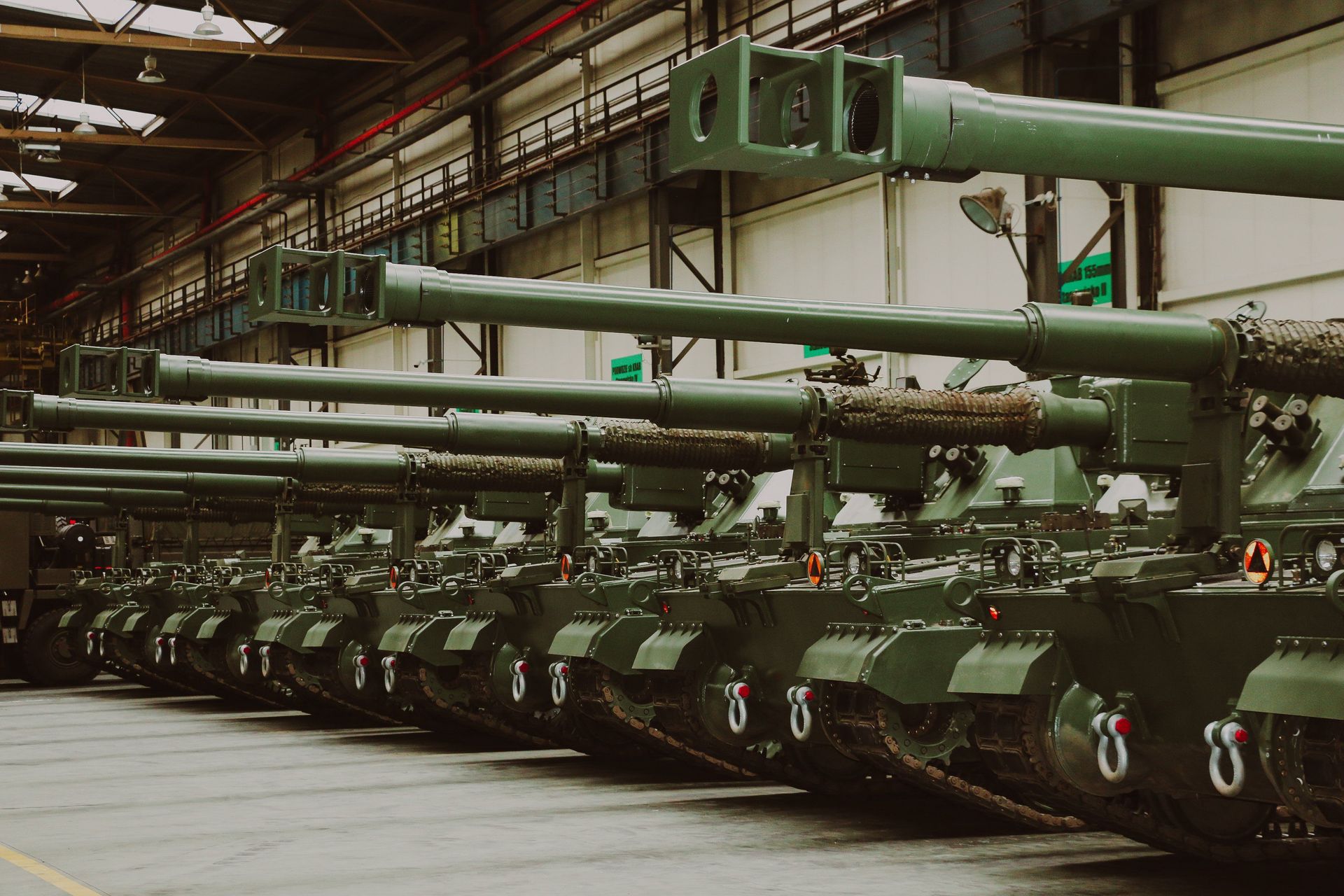 Europa przyspiesza. "Zbrojenie się na historyczną skalę"