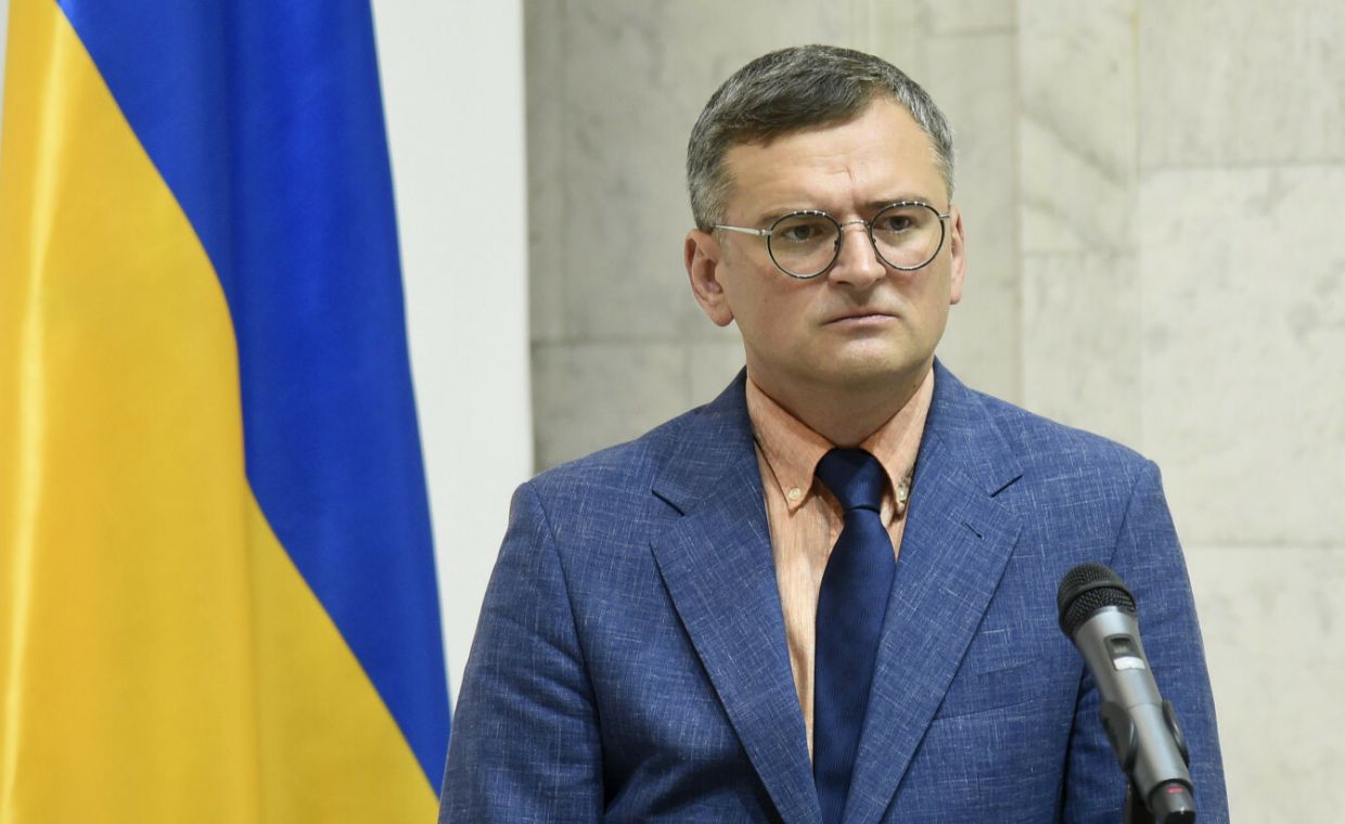 Kułeba ostrzega Europę. "Rakiety skończą się po tygodniu"