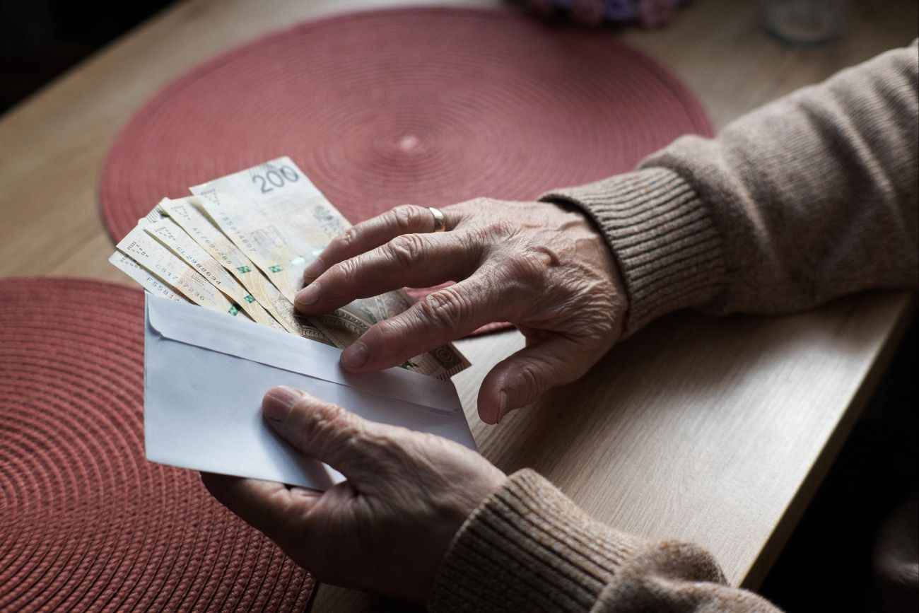 Zmiany w wypłatach emerytur. Dwie grupy dostaną pieniądze wcześniej