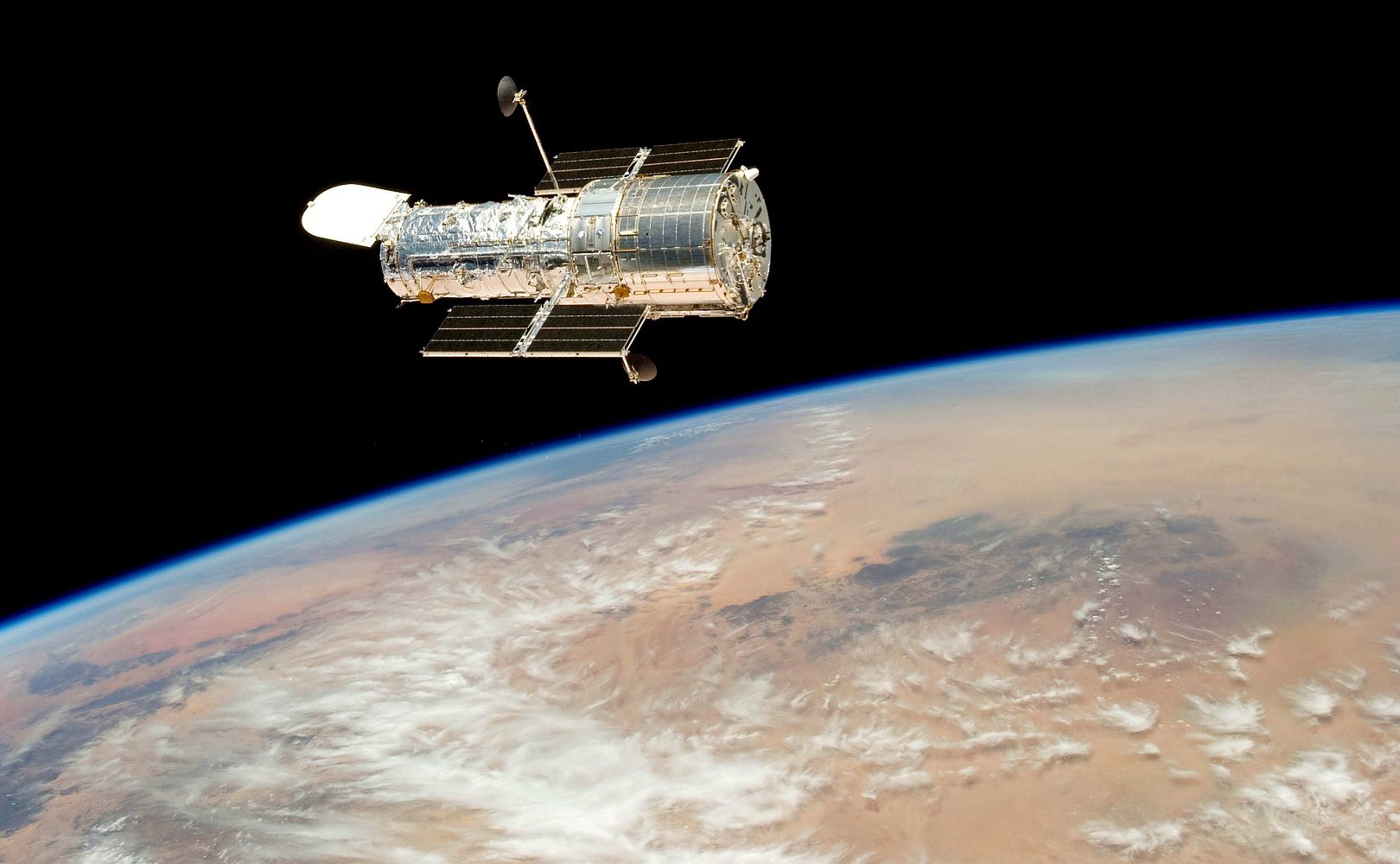 Hubble skończył 36 lat. Trafił na orbitę z niewłaściwym zwierciadłem