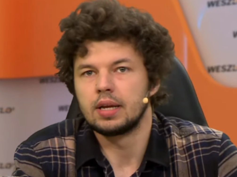 Nowa praca dziennikarza przyłapanego na kradzieży newsów. Nie pisze o sporcie