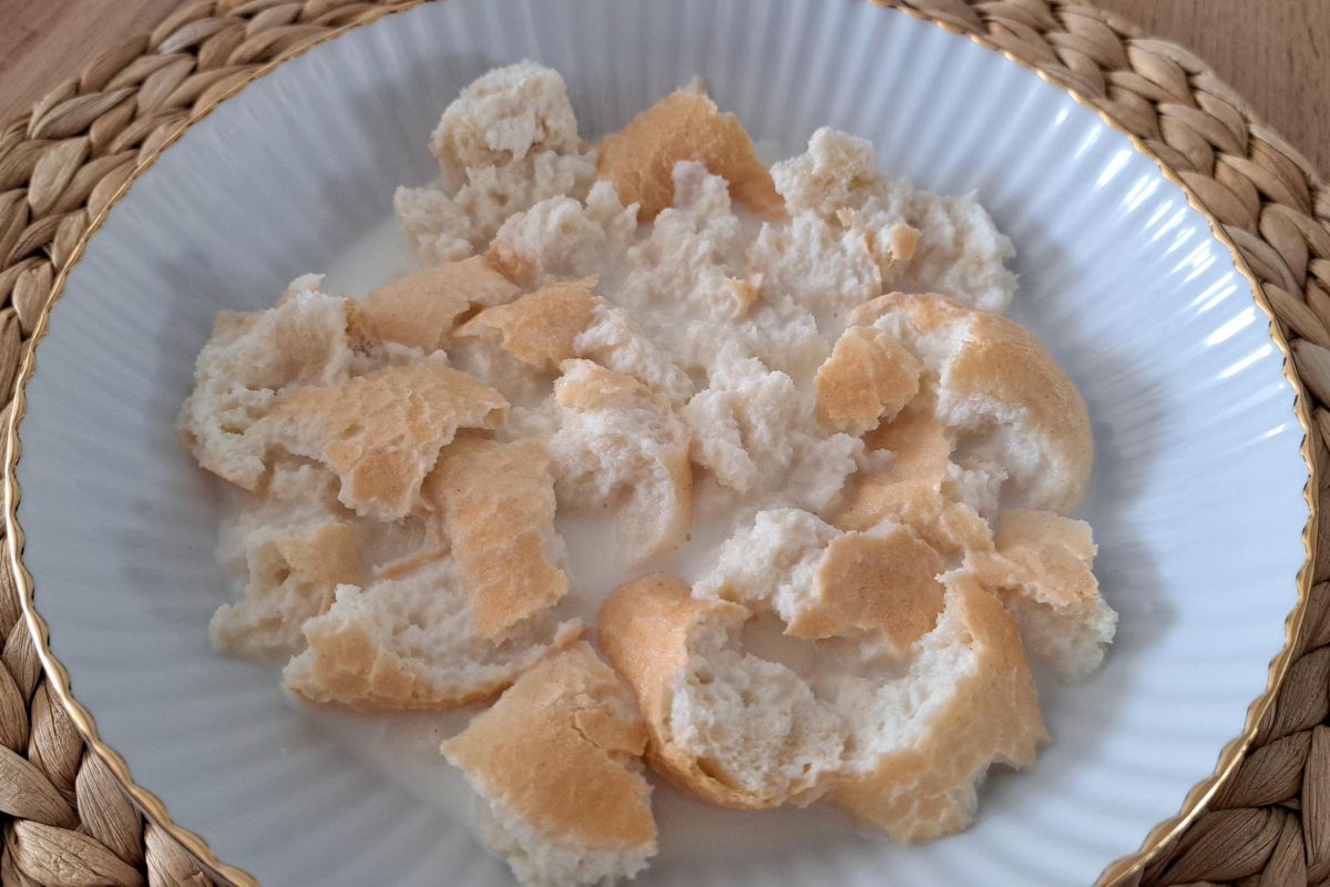 W PRL wszyscy jedli, aż się trzęsły uszy. Wystarczyły dwa składniki