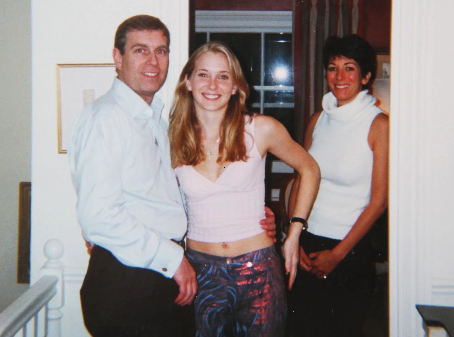 Książę Andrzej zaprzeczał, iż ją spotkał. Akta Epsteina potwierdzają