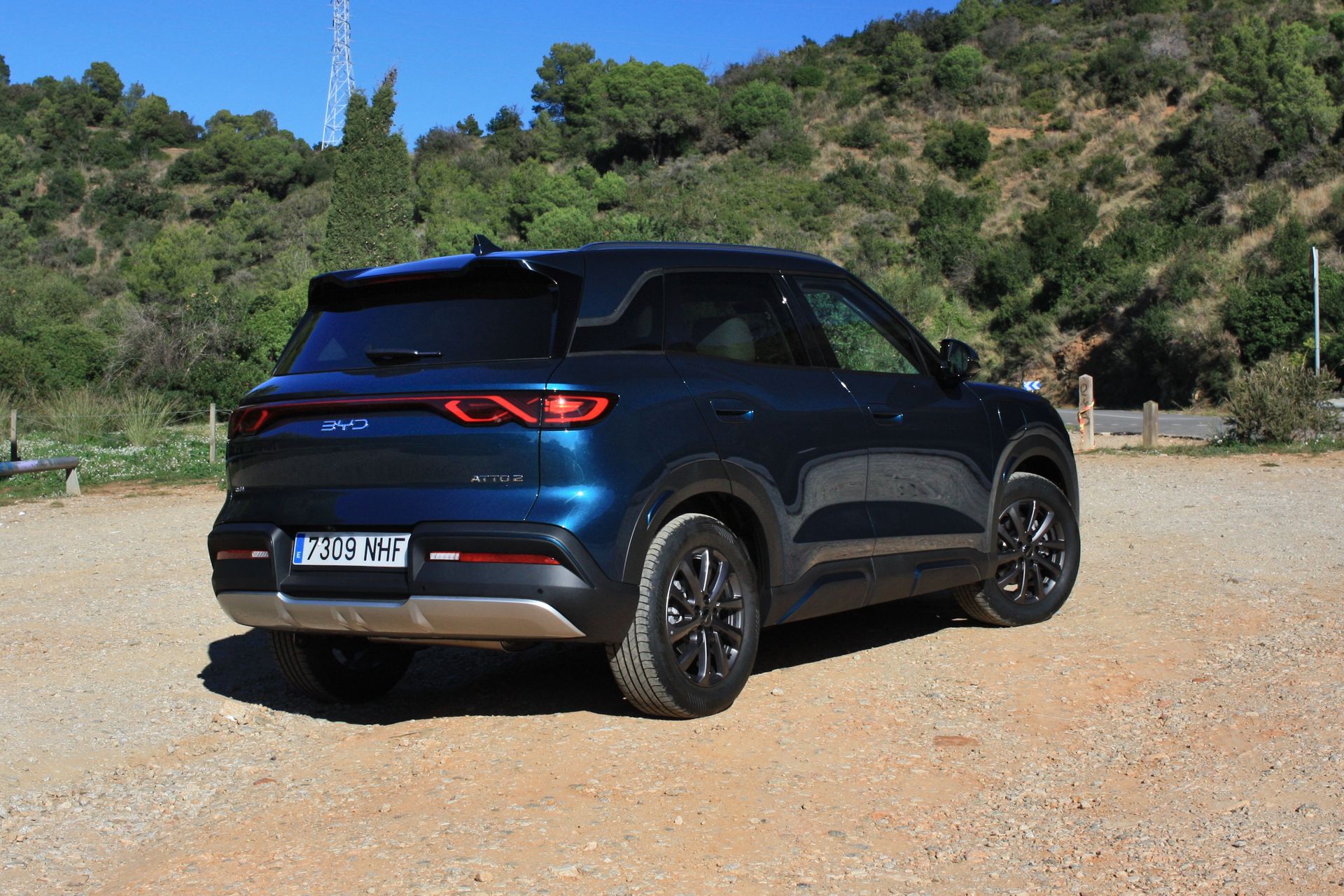 Luka w BYD: haker miał dostęp do auta i mikrofonów