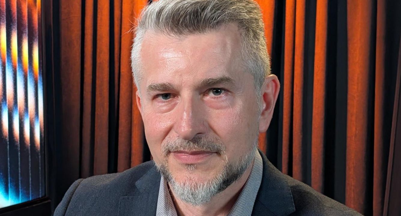 Gen Z, Baby Boomers i DOOH. Waldemar Kruk o tym, jak różne pokolenia korzystają z galerii handlowych